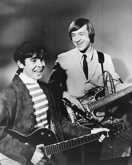 Davy Jones and Peter Tork from the first episode of The Monkees | Photo: GettyImages