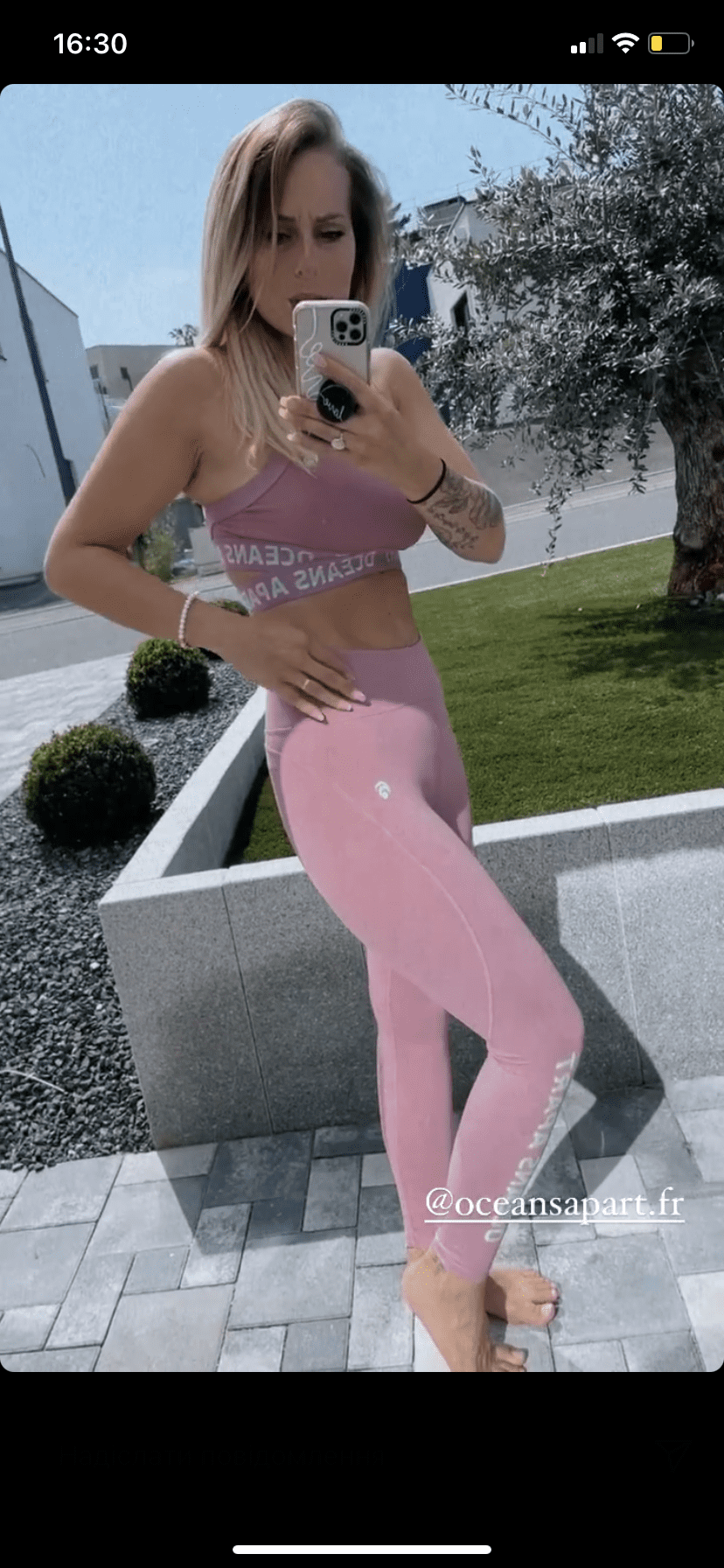 Camille Santoro est prête pour les vacances elle montre sa silhouette