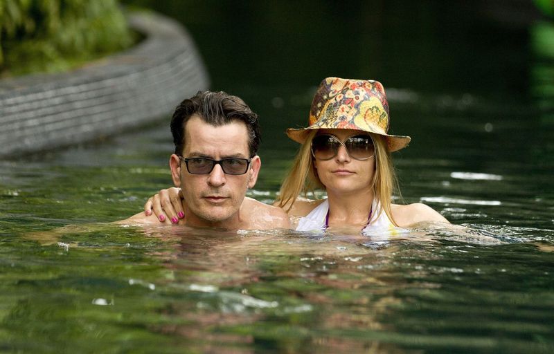 Charlie Sheen and Brooke Mueller at the Four Seasons Hotel in Punta Mita, Mexico, on August 21, 2011. | Source: Getty Images
