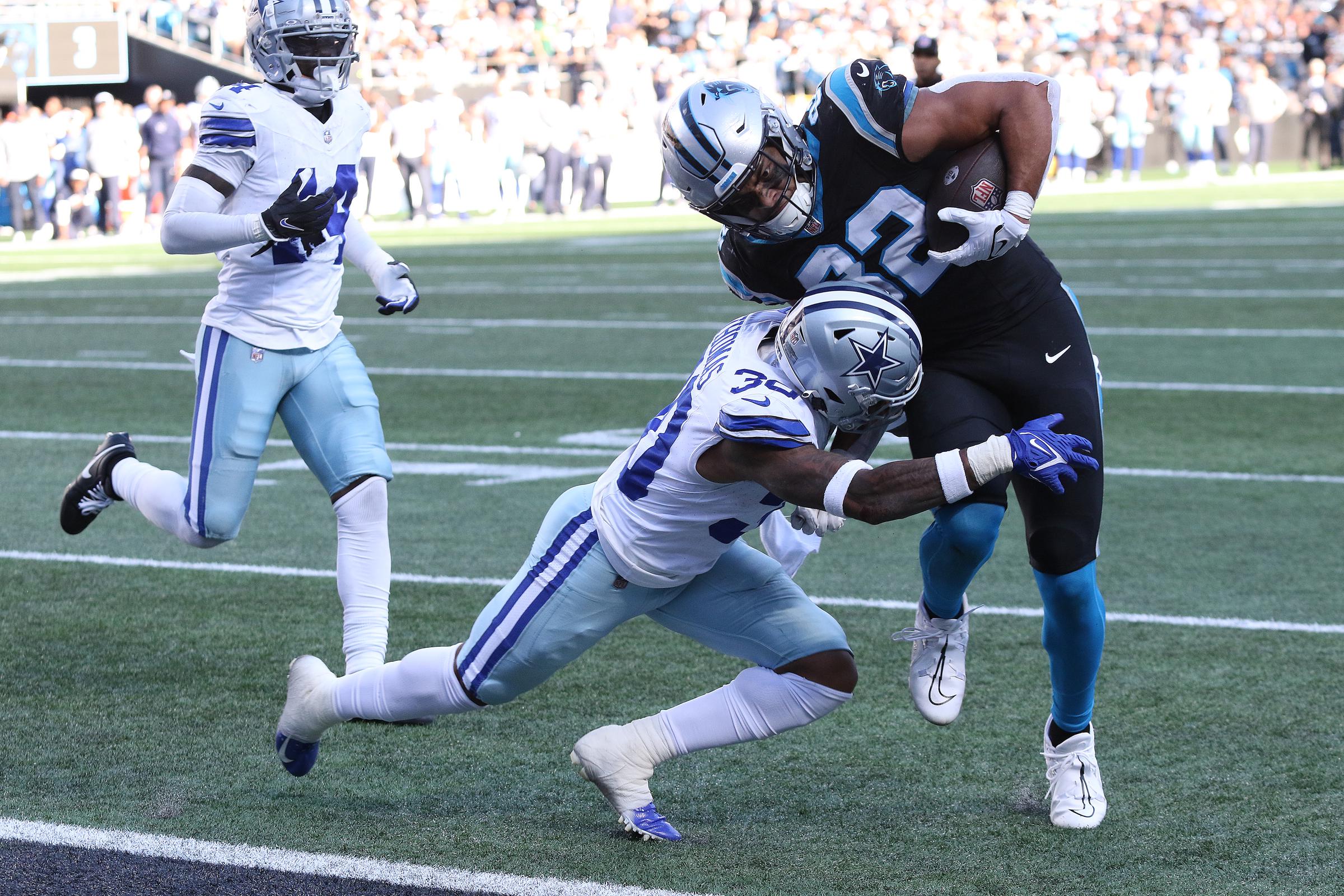 Carolina Panthers face the Dallas Cowboys at Bank of America Stadium in Charlotte, North Carolina, on November 19, 2023 | Source: Getty Images