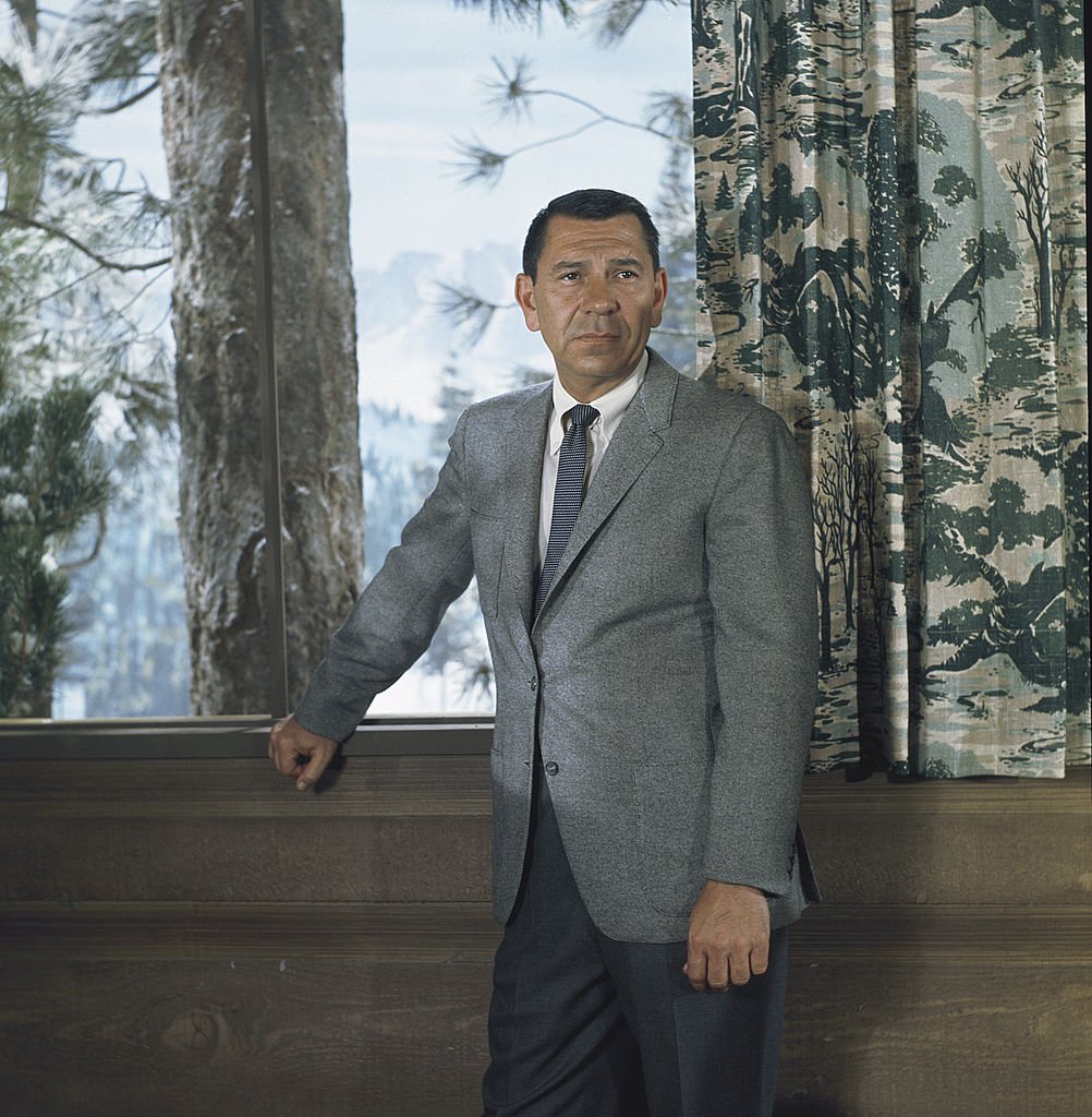 Jack Webb as sergeant Joe Friday on Dragnet (1967-1970) | Photo: Getty Images