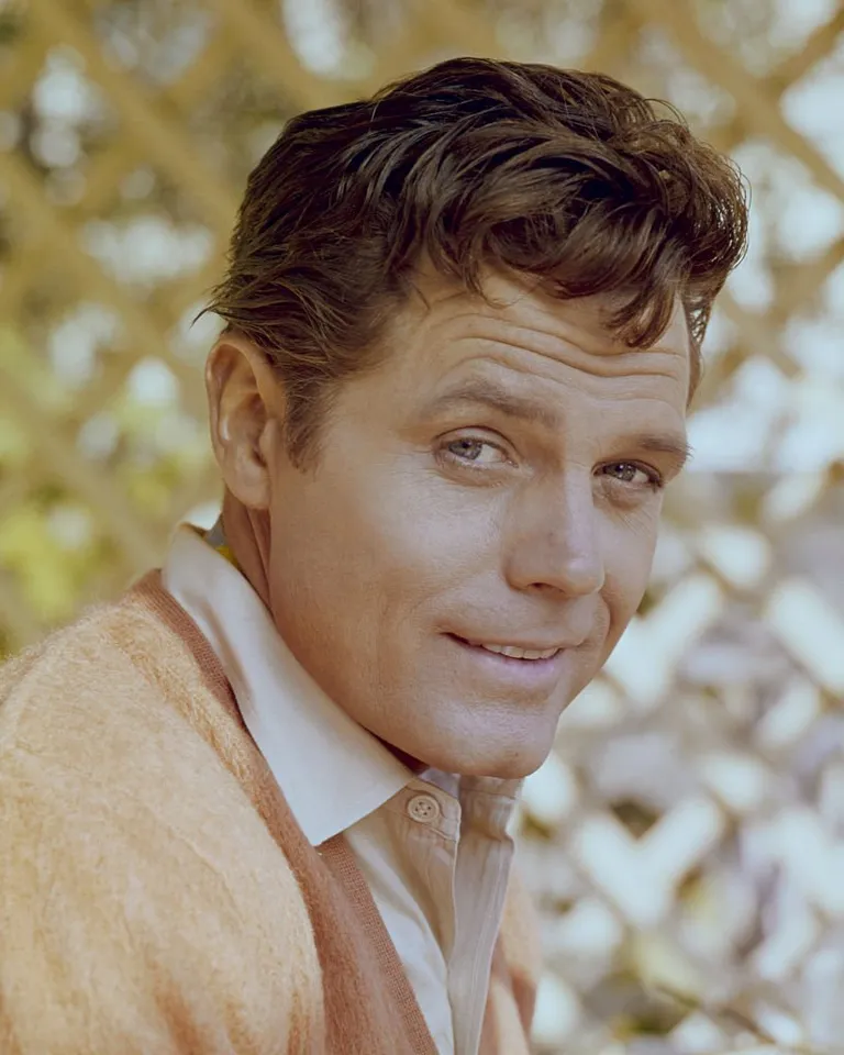 L'acteur américain Jack Lord, vers 1965. | Photo : Getty Images