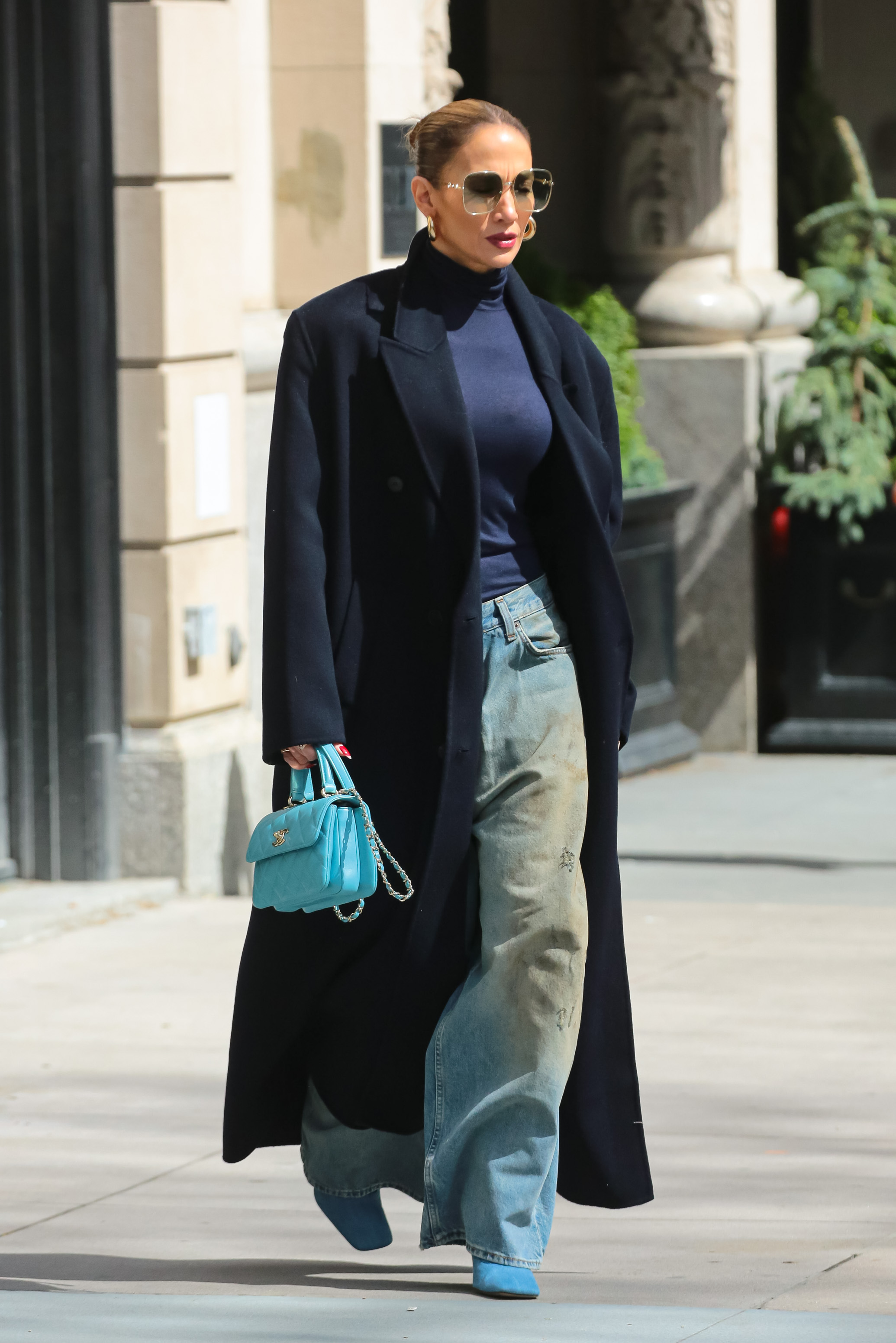 Jennifer Lopez is seen on April 07, 2024 in New York City | Source: Getty Images