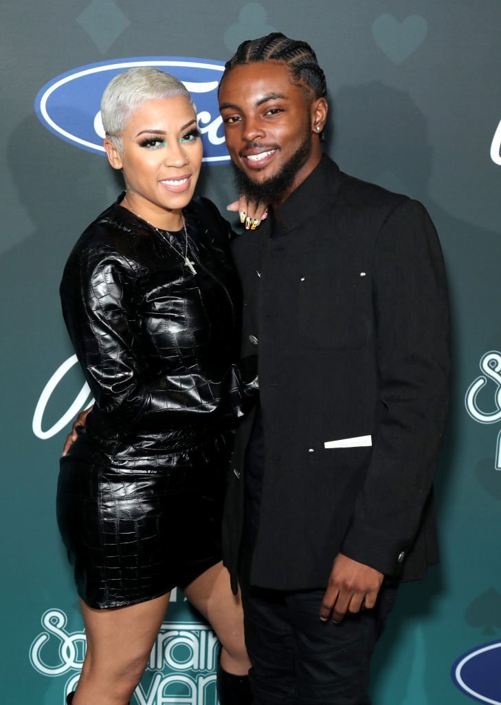 Keyshia Cole and Niko Hale pose backstage at the 2019 Soul Train Awards presented by BET at the Orleans Arena | Photo: Getty Images