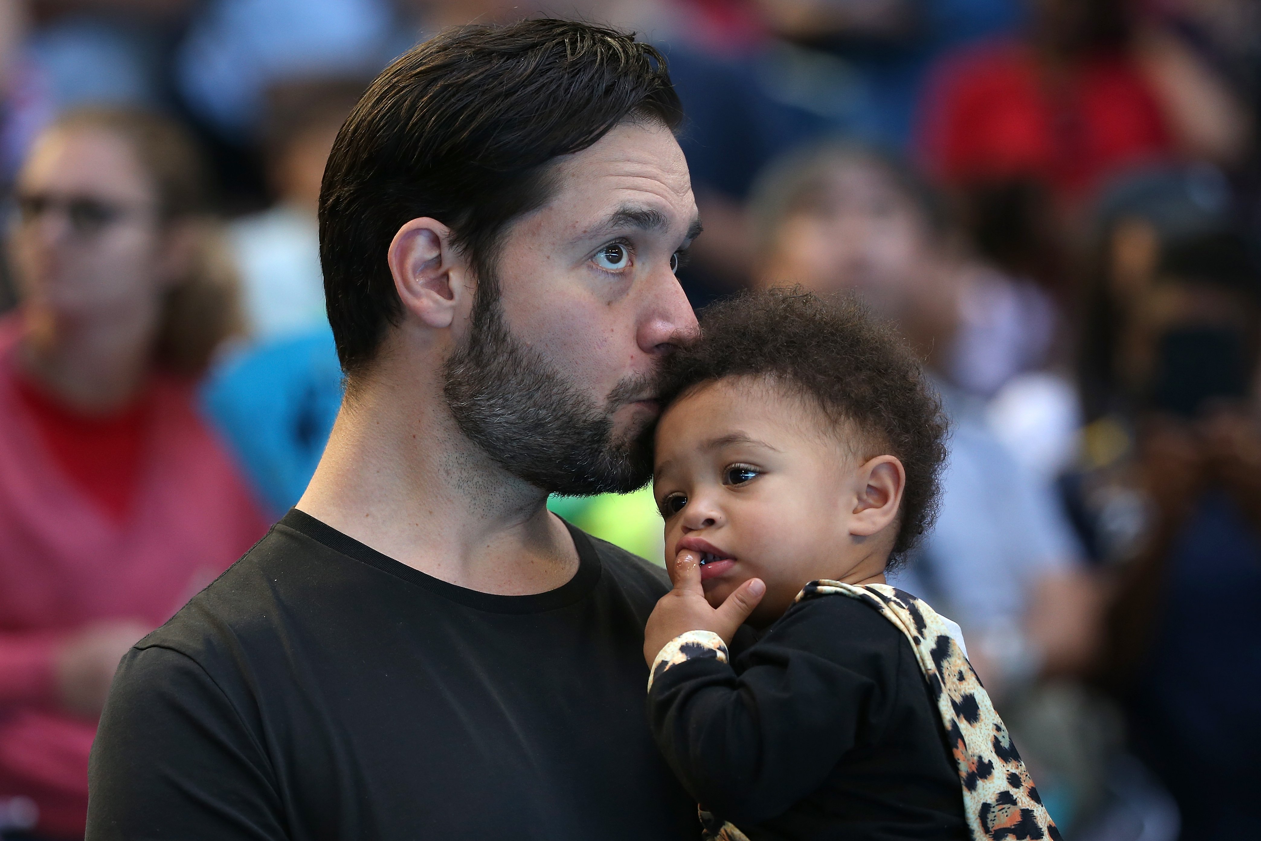 Alexis Ohanian and his daughter Alexis Olympia Ohanian Jr. at the women's singles match during day six of the Hopman Cup on January 3, 2019, in Perth, Australia | Source: Getty Images