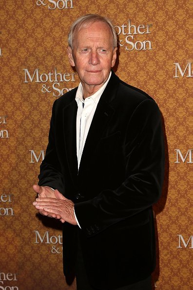 Paul Hogan arrives at the opening night of "Mother & Son" at the Comedy Theatre | Photo: Getty Images