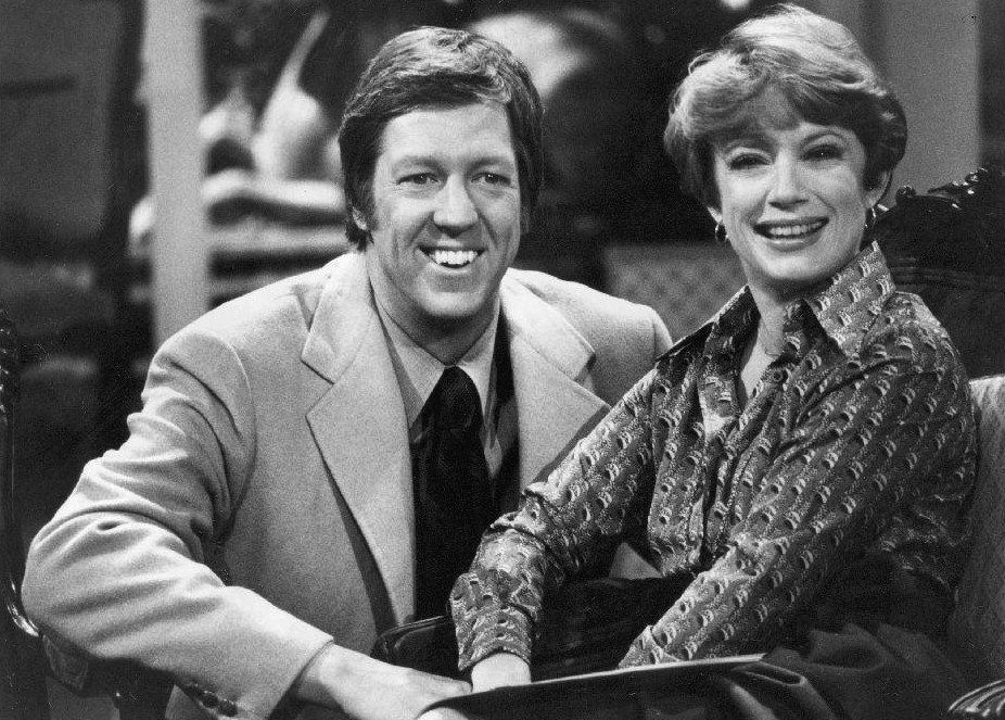 Photo of David Hartman and Nancy Dussault from the television program "Good Morning America," circa 1970s. | Photo: Wikimedia Commons
