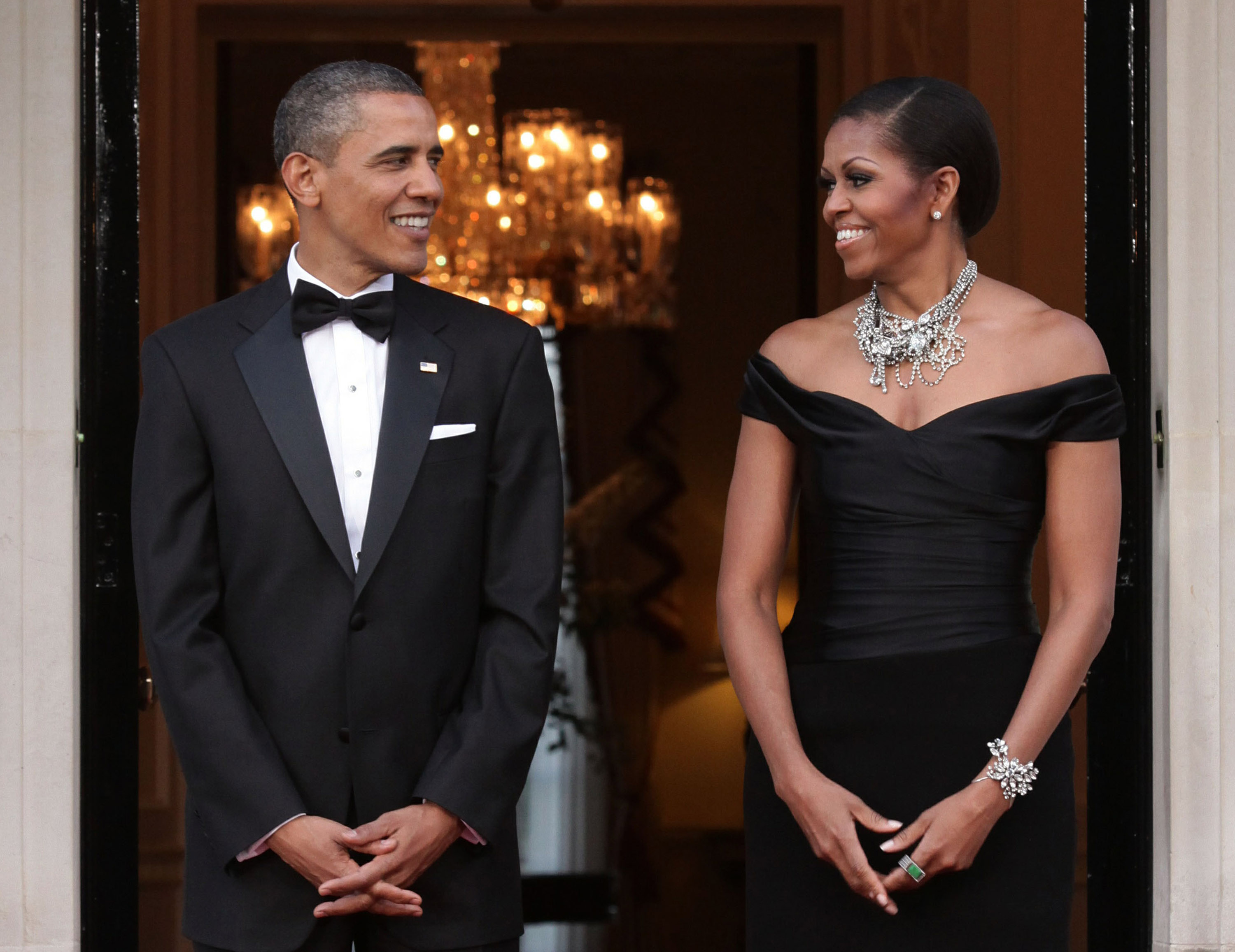 Barack and Michelle Obama at Winfield House, the residence of the Ambassador of the United States of America, in Regent's Park, on May 25, 2011, in London, England. | Source: Getty Images