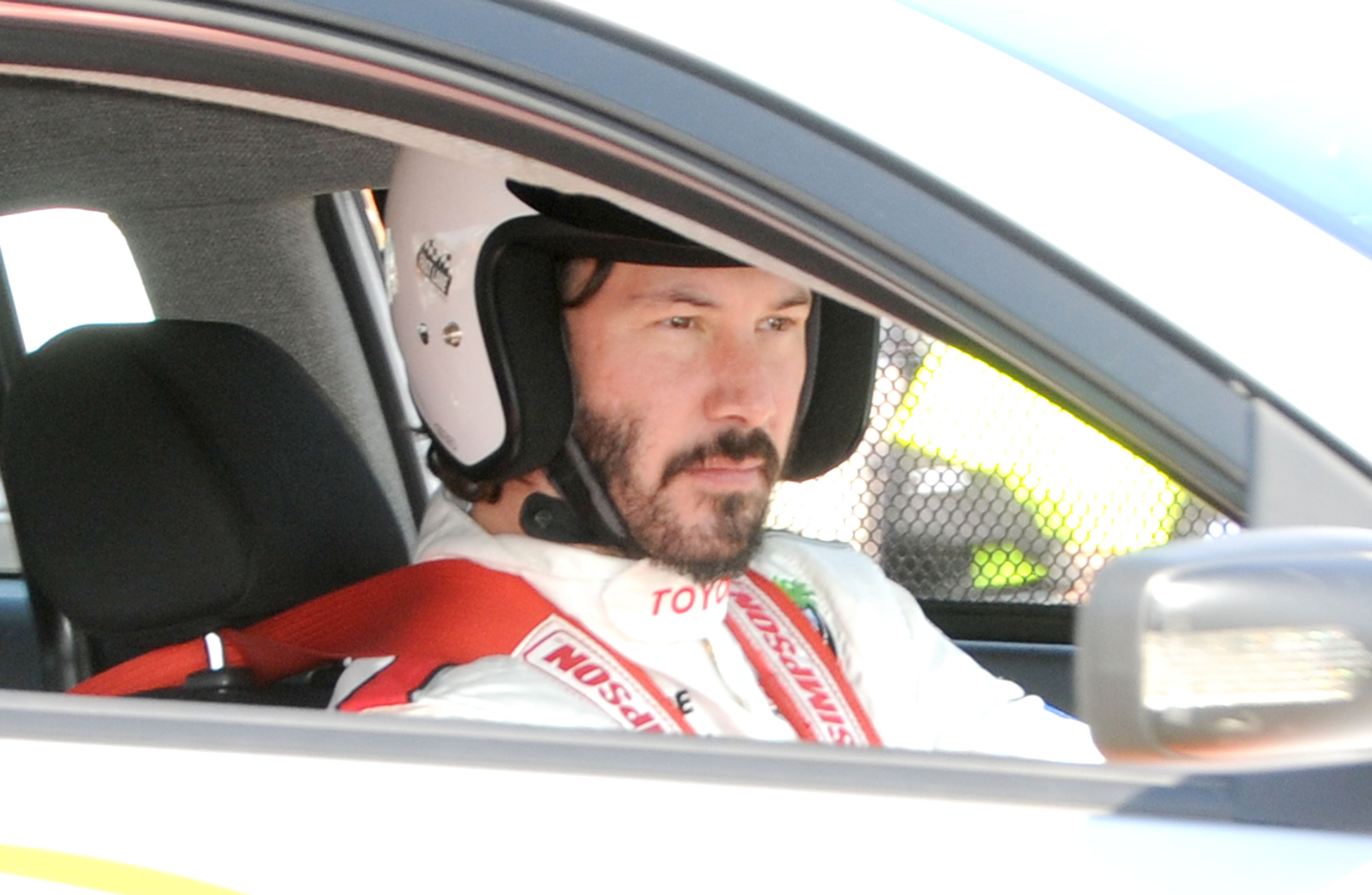 Keanu Reeves at the Toyota Grand Prix of Long Beach in California, on April 16, 2010 | Source: Getty Images