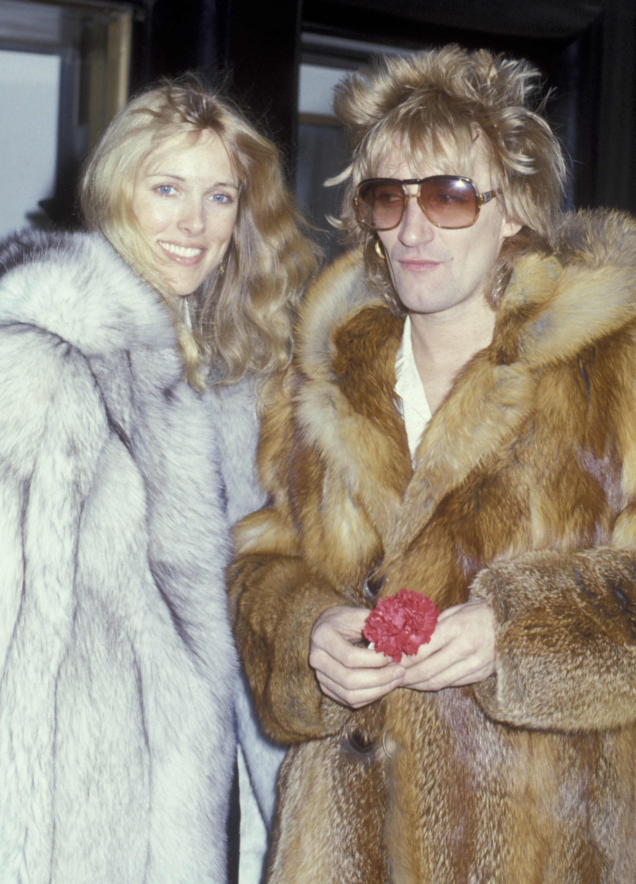 Alana and Rod Stewart seen on January 10, 1979 | Source: Getty Images