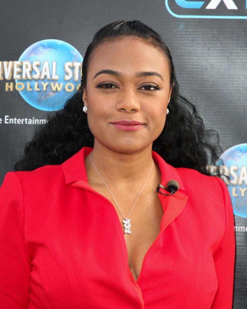 Tatyana Ali visits "Extra" at Universal Studios Hollywood on November 13, 2018 in Universal City, California. | Source: Getty Images