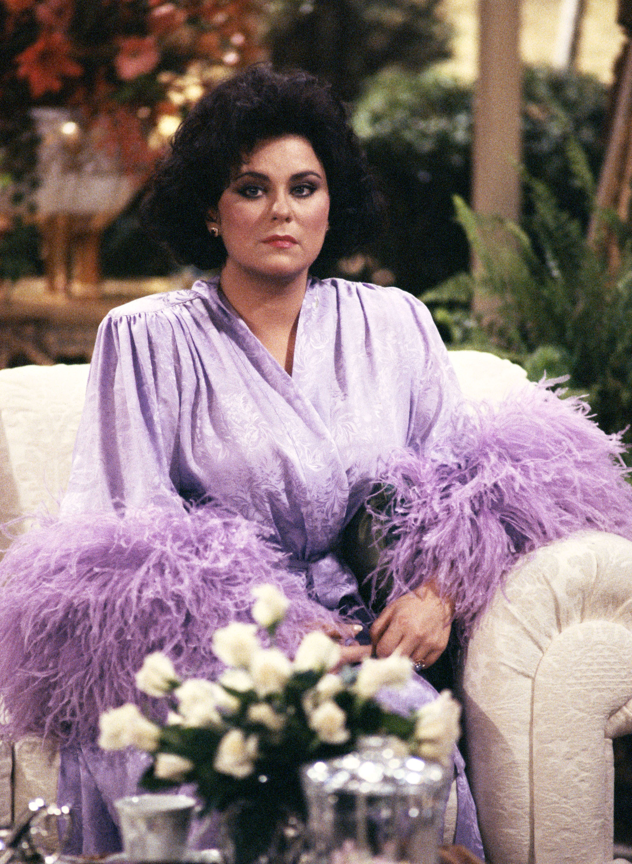Delta Burke as Suzanne Sugarbaker on "Designing Women" in 1990 | Source: Getty Images