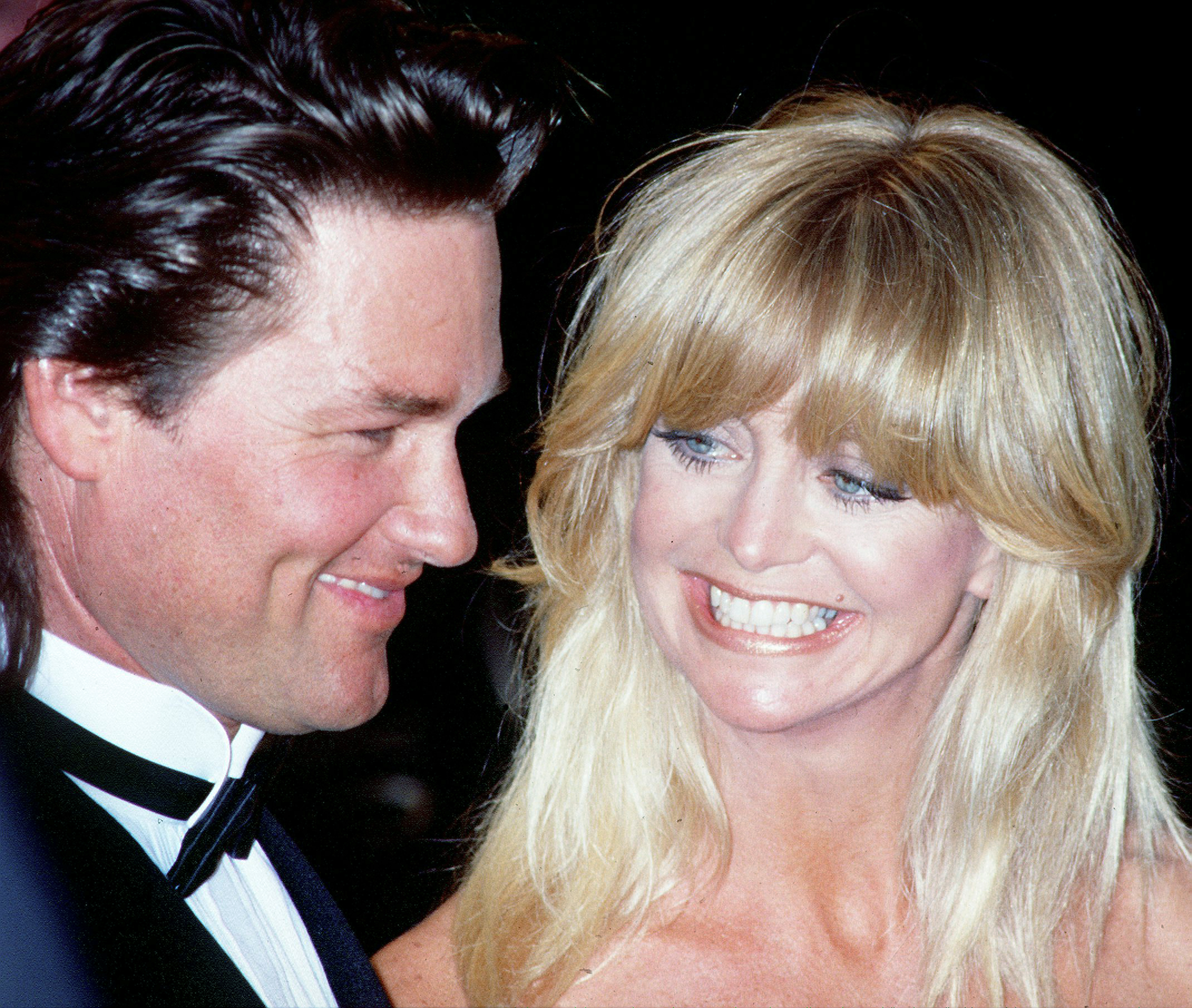Kurt Russell and Goldie Hawn on January 1, 1991 | Source: Getty Images