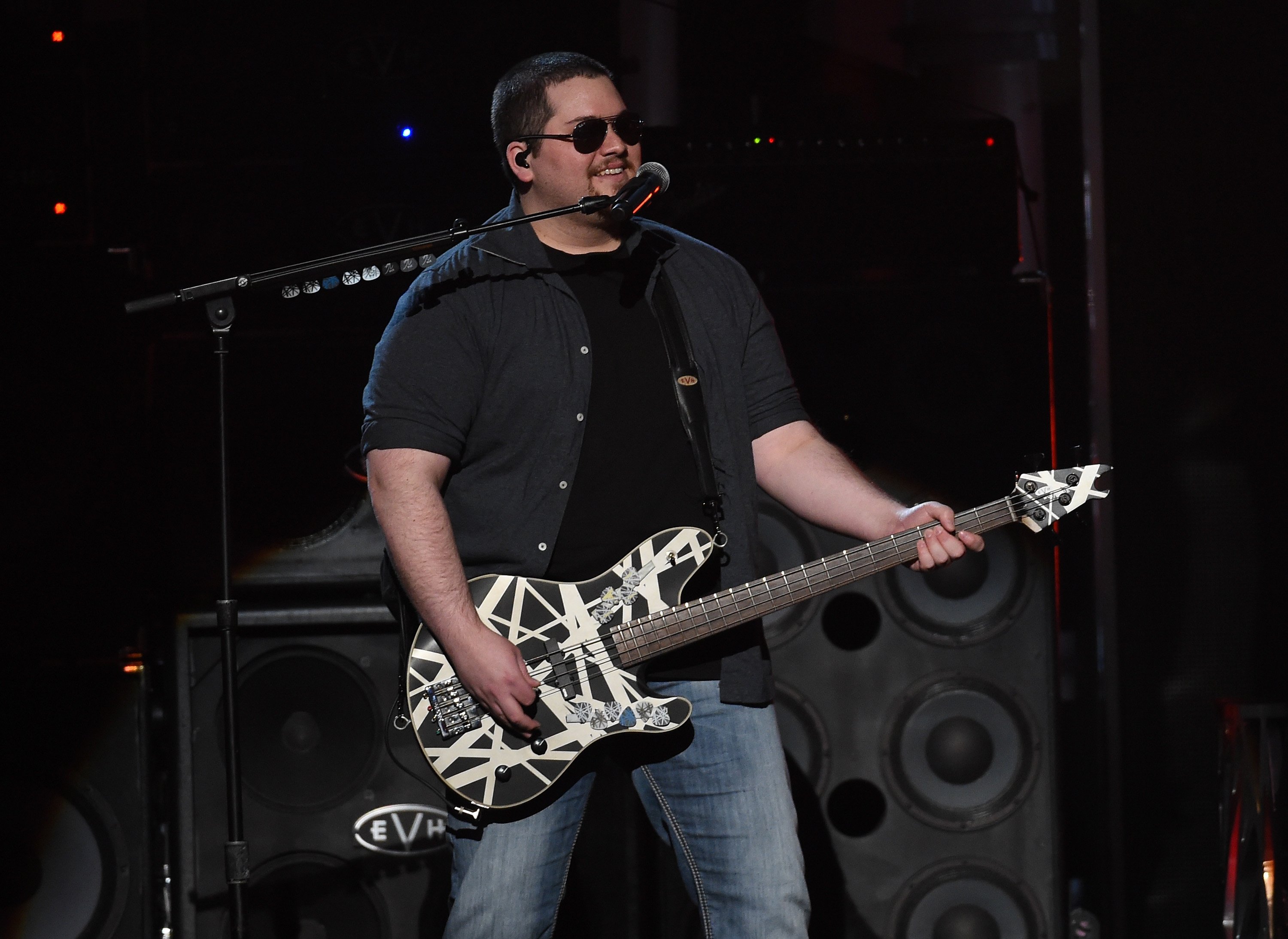 Wolfgang Van Halen performing with Van Halen onstage at the Billboard Music Awards on May 17, 2015 in Las Vegas. | Source: Getty Images