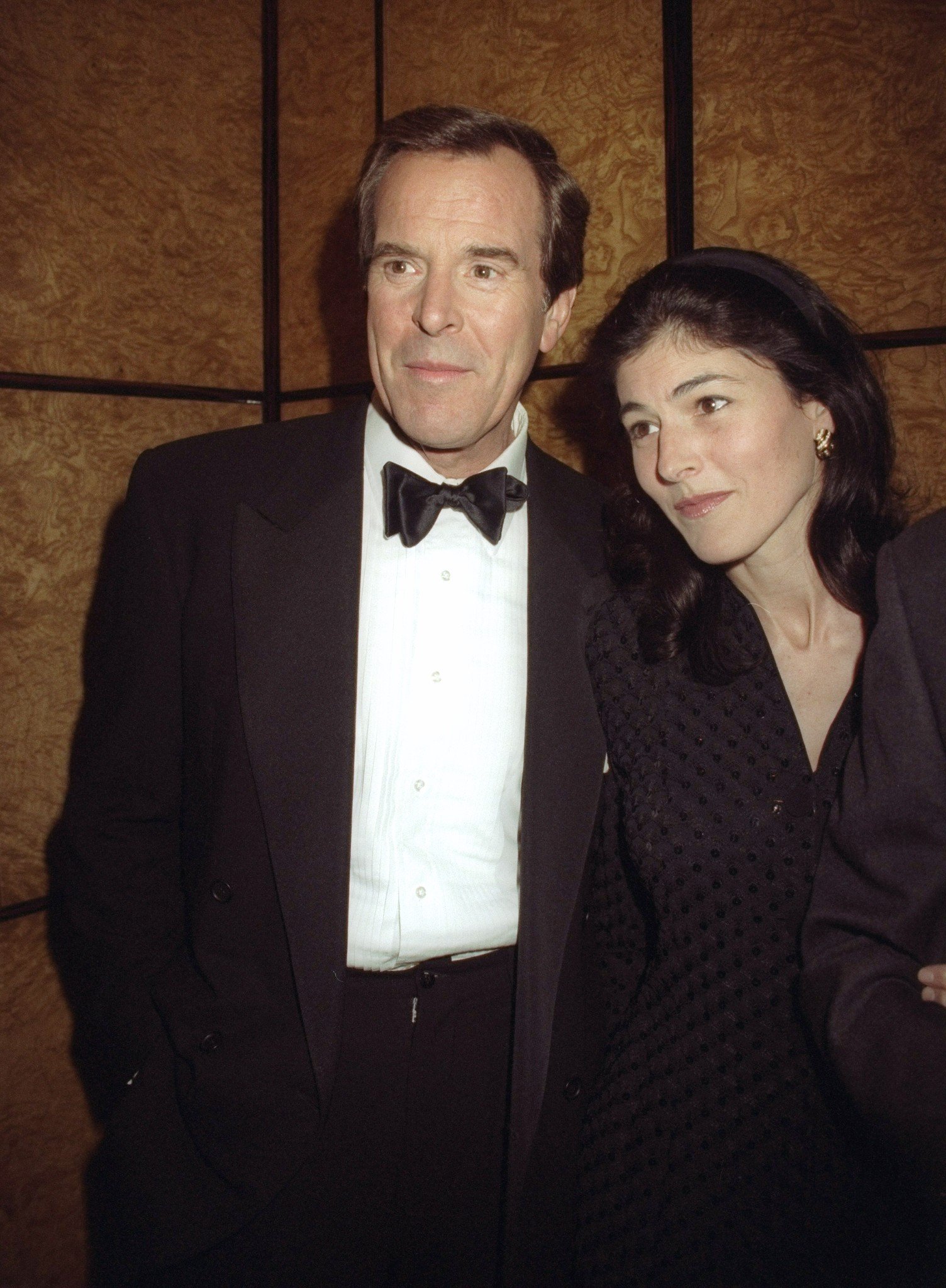 Peter Jennings and fiance Kayce Freed are on hand at party to launch Peter Maas's book, "Underboss," at Warner LeRoy's home | Source: Getty Images