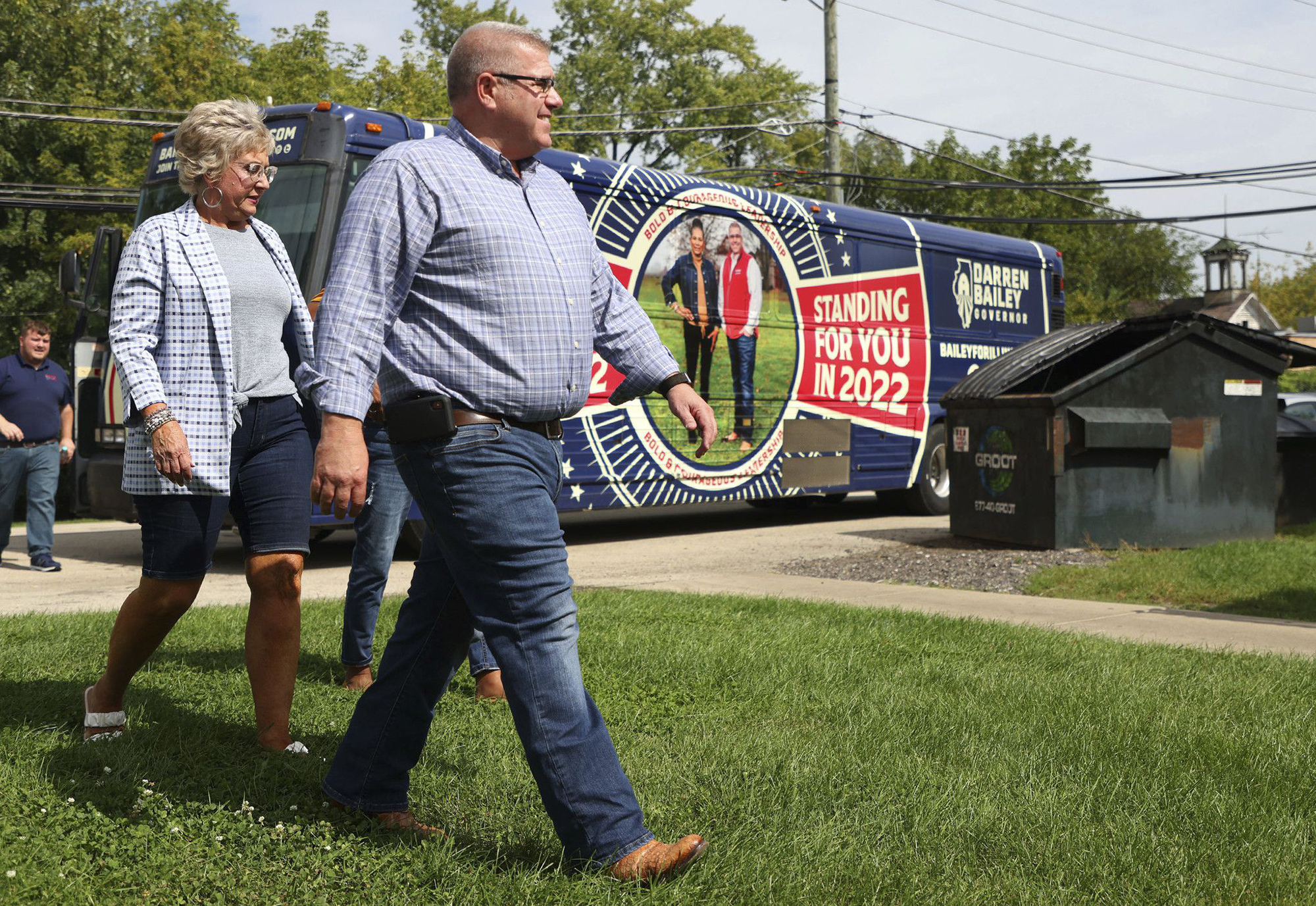 Illinois candidate for governor Darren Bailey and his wife, Cindy, arrive at a campaign stop at Crossroads Restaurant on September 21, 2022, in Mundelein, Illinois | Source: Getty Images