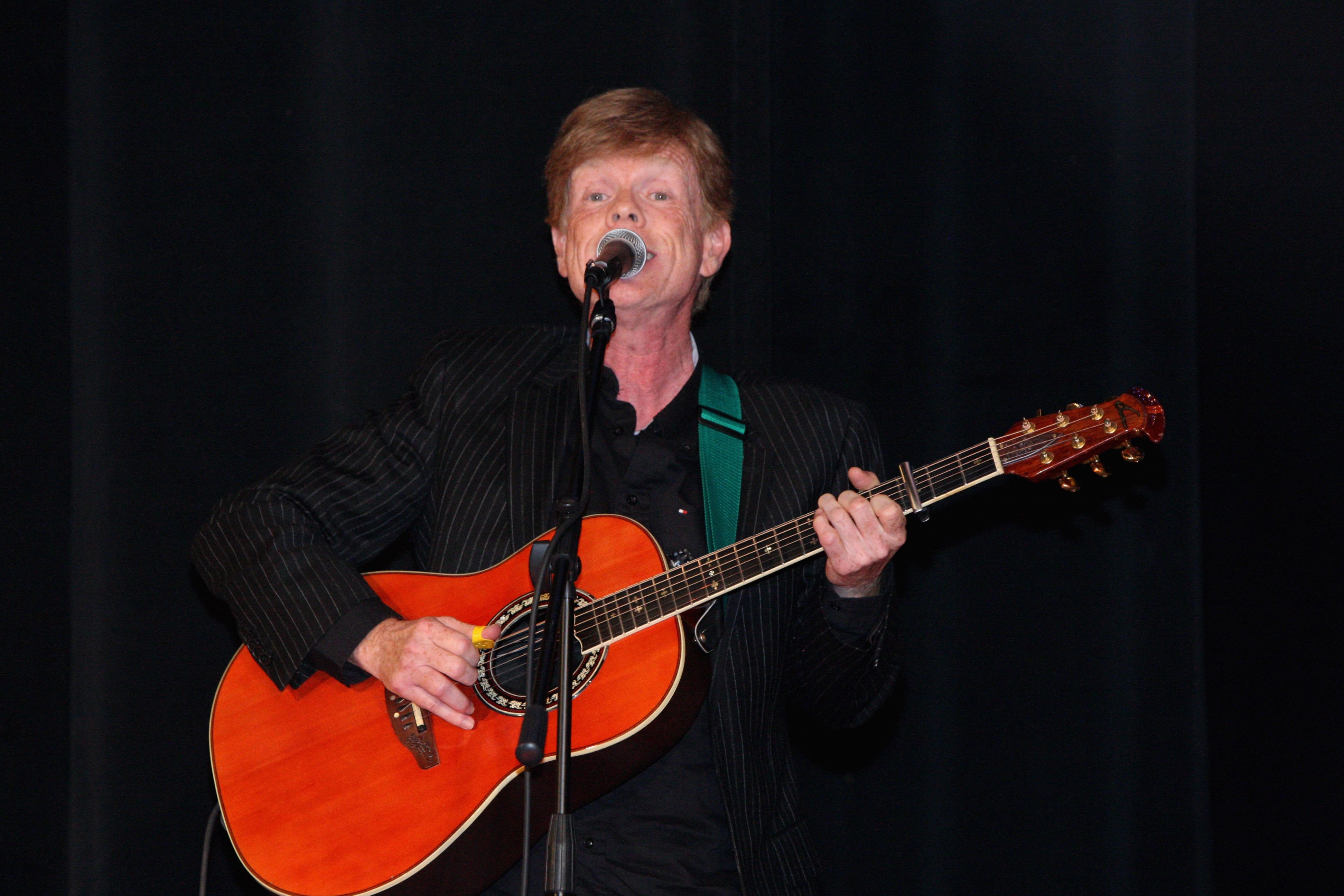 Jon Walmsley performs the 40th Anniversary Reunion Of "The Waltons" at Landmark Loew's - Jersey City on December 2, 2011, in Jersey City, New Jersey. | Source: Getty Images