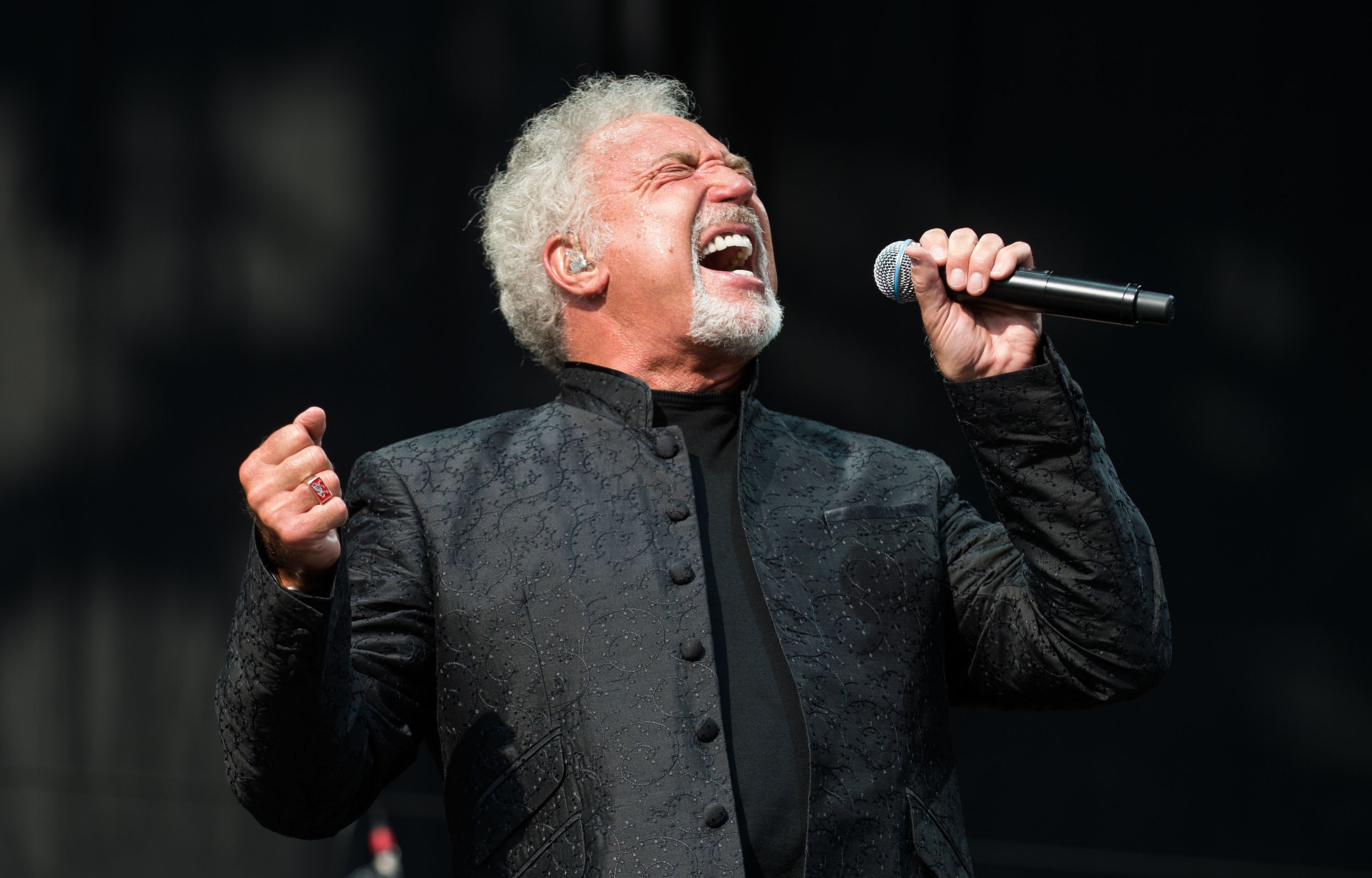Tom Jones performing at the V Festival on August 19, 2012, in England | Source: Getty Images