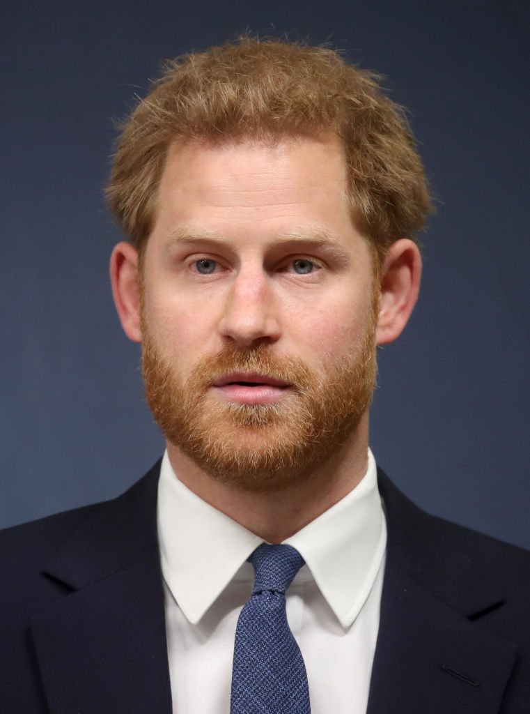 Le prince Harry, duc de Sussex, prononce un discours lors de sa participation à la manifestation du Chatham House Africa Programme sur le thème “Mine, transparence, conservation et développement économique en Angola" à Chatham House | Photo : Getty Images Le prince Harry, duc de Sussex, prononce un discours lors de sa participation à la manifestation du Chatham House Africa Programme sur le thème “Mine, transparence, conservation et développement économique en Angola" à Chatham House | Photo : Getty Images