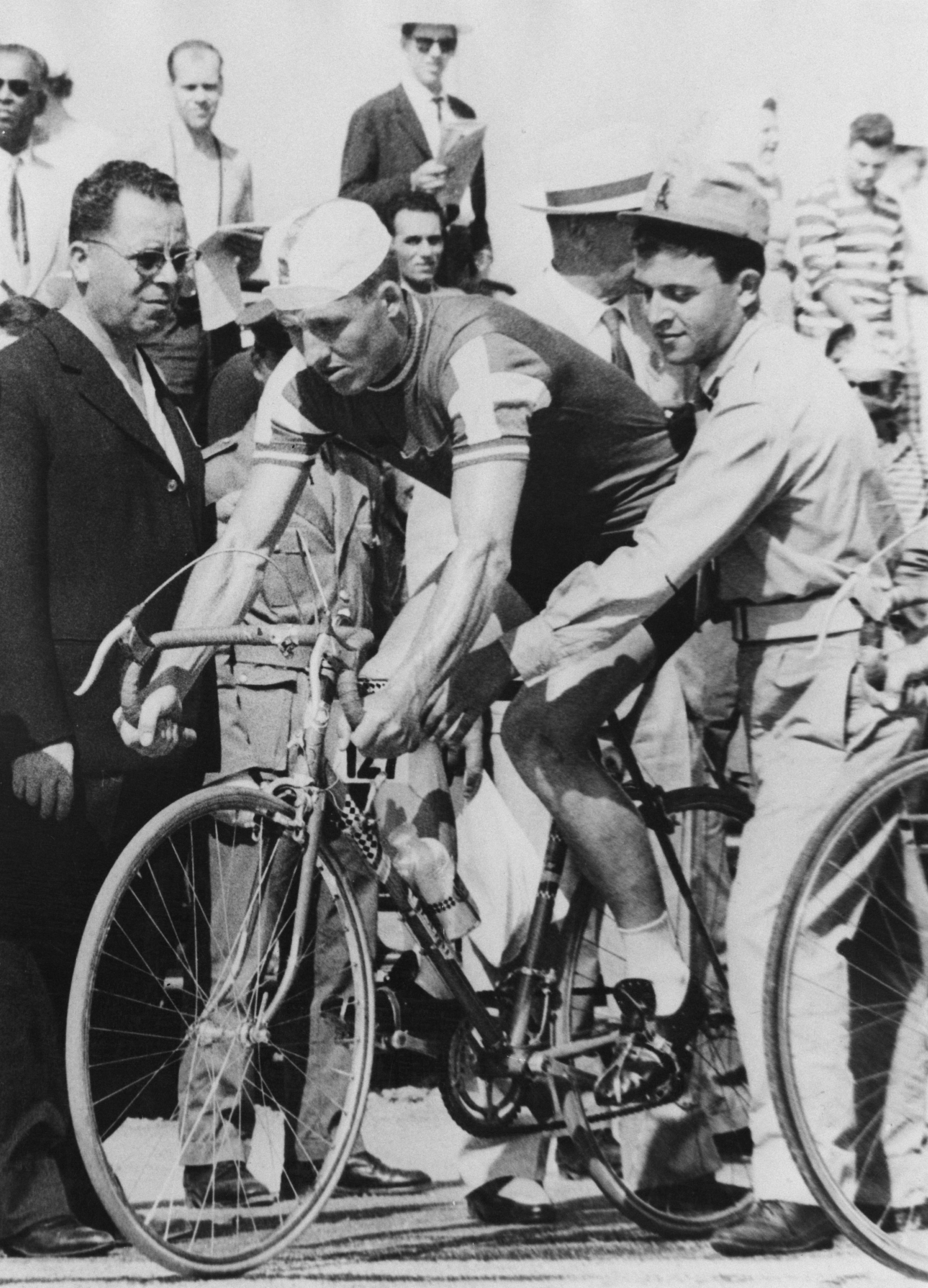 Danish cyclist Knud Enemark Jensen at the Rome Olympics, on August 26, 1960 | Source: Getty Images