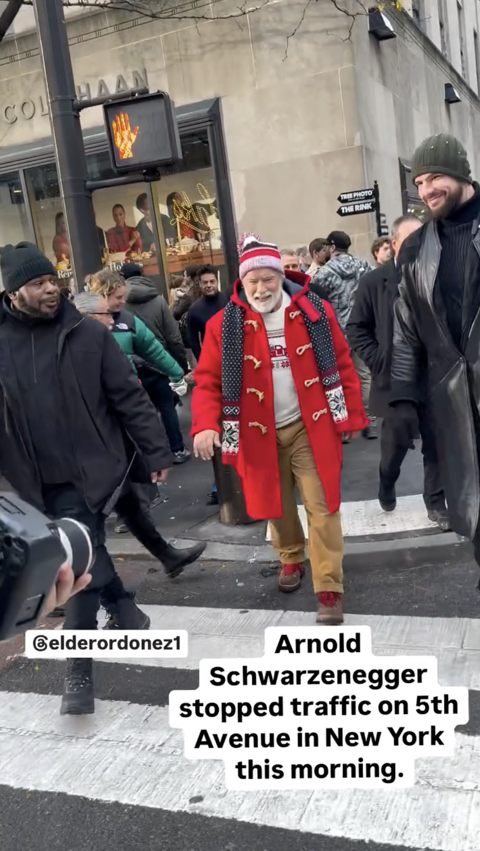 Arnold Schwarzenegger walks in New York City, posted on December 16, 2024 | Source: Instagram.com/elderordonez1