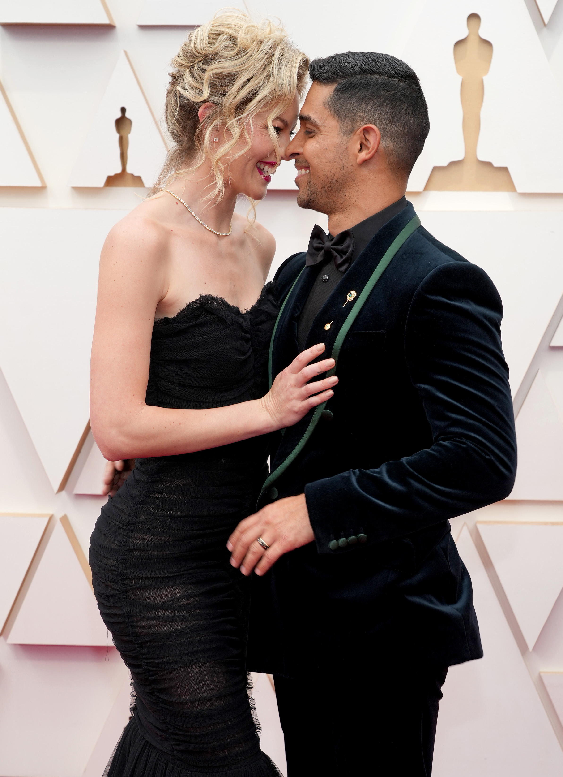 Amanda Pacheco and Wilmer Valderrama at the 94th Annual Academy Awards on March 27, 2022, in Hollywood, California. | Source: Getty Images