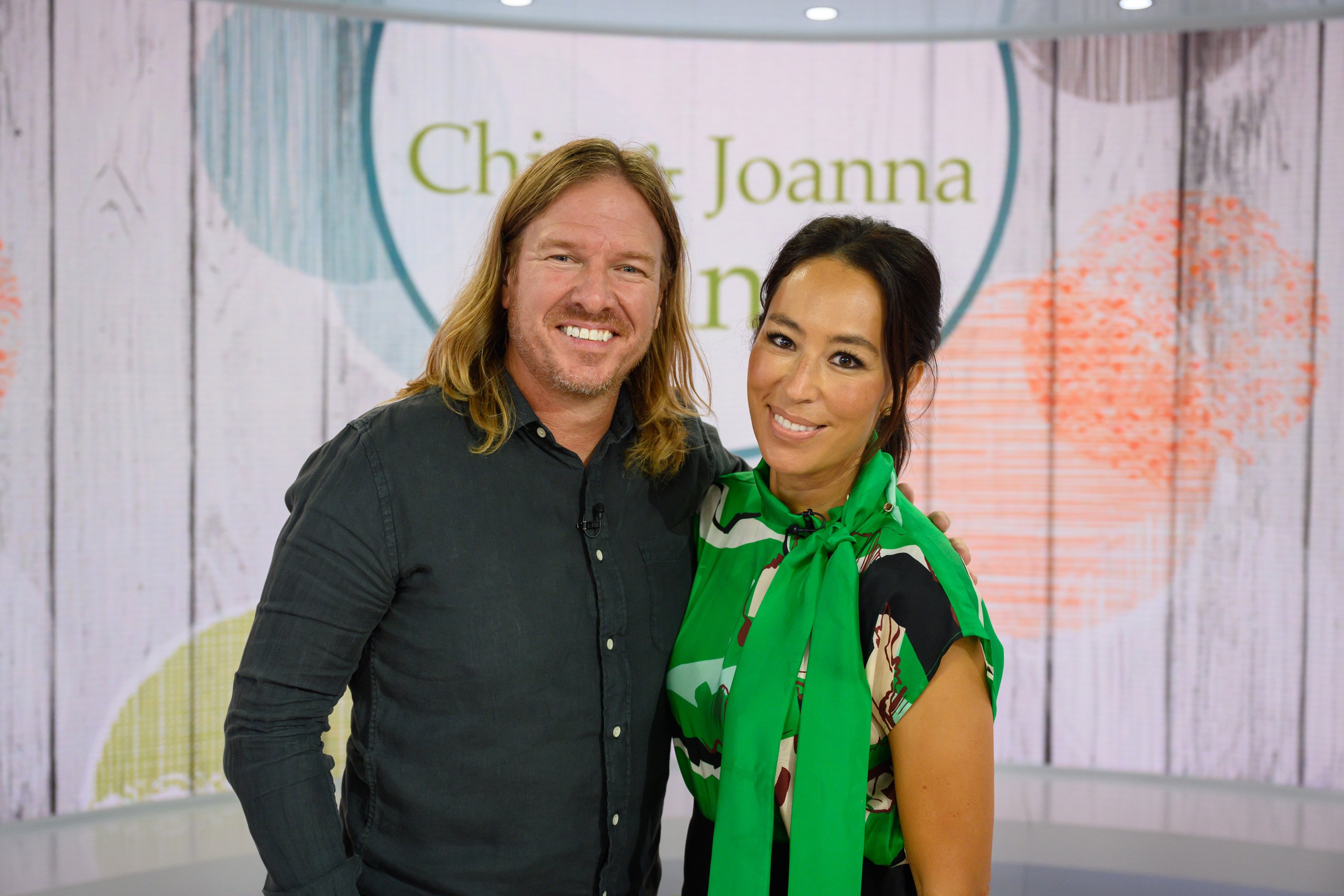 TV presenter Joanna Gaines and her husband Chip Gaines during an appearance at the "Today" show on July 15, 2021. | Source: Getty Images