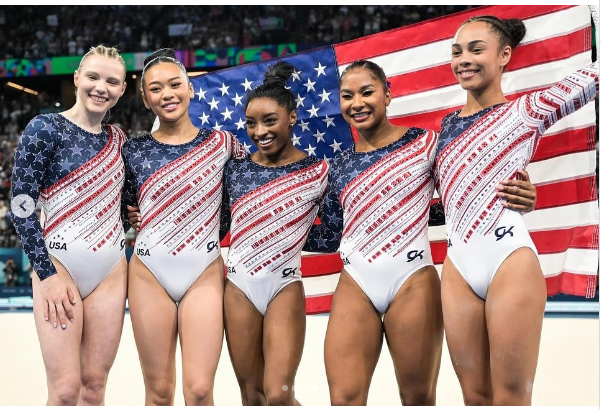 Team USA women celebrating their victory by winning gold medal in women gymnastic | Source: Instagram/simonebiles