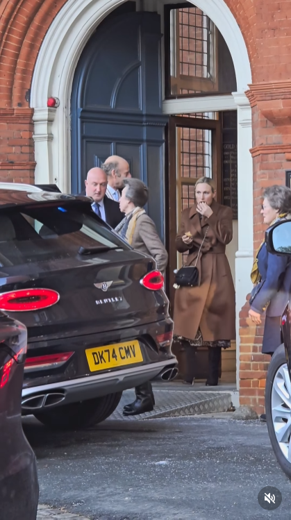 A screengrab of a video posted on 21 November 2025. | Source: Instagram/kingsguardchannel