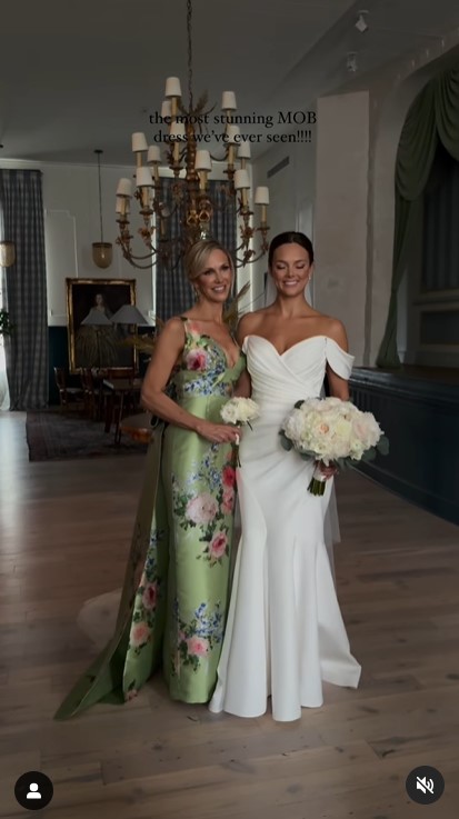 Lori DeWitt and Amanda DeWitt LeBlanc at the latter's wedding in a clip uploaded on June 5, 2024 | Source: Instagram/capturedbychloe.co