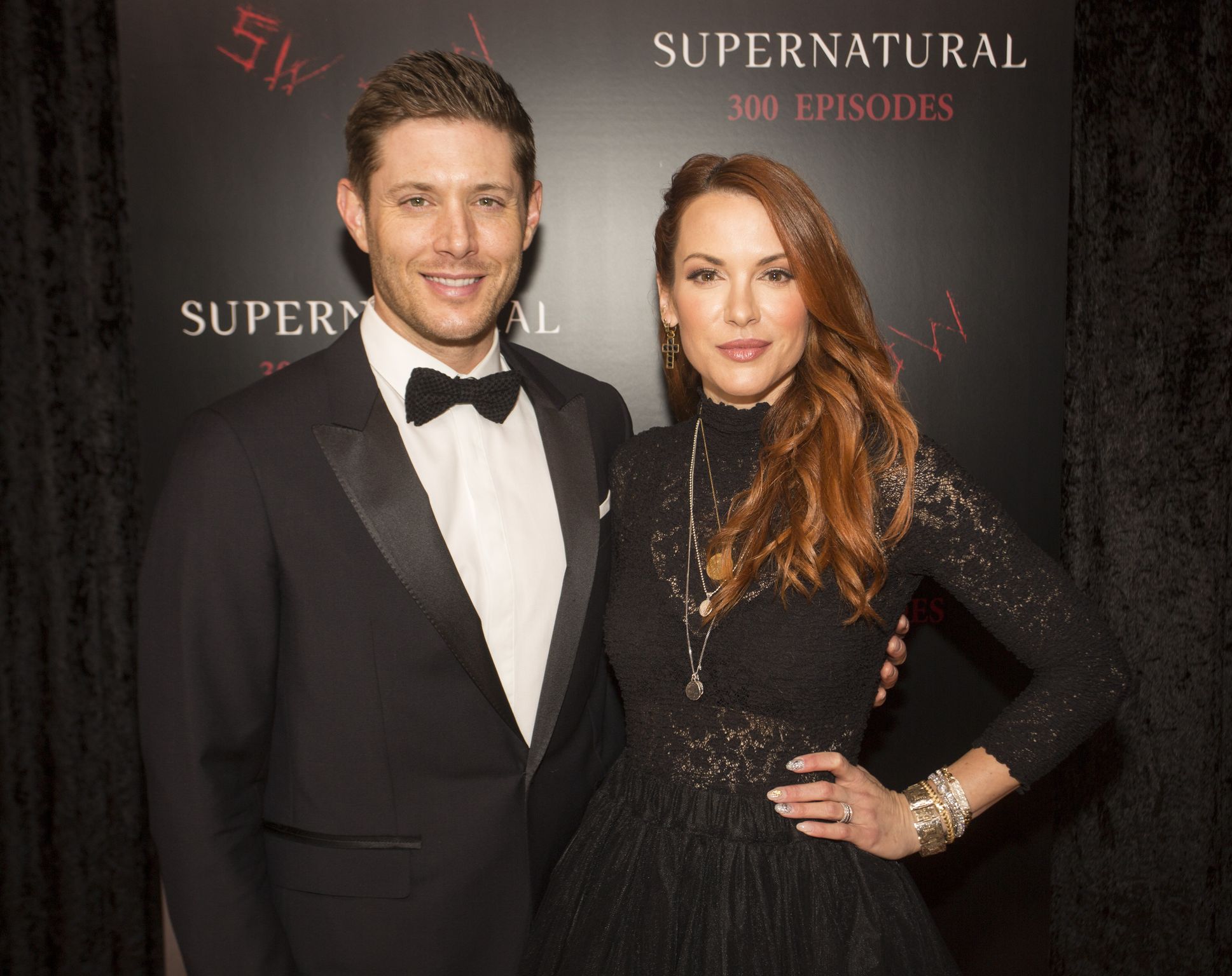 Jensen Ackles and Danneel Ackles at the red carpet at the "SUPERNATURAL" 300TH Episode Celebration in 2018 in Vancouver | Source: Getty Images