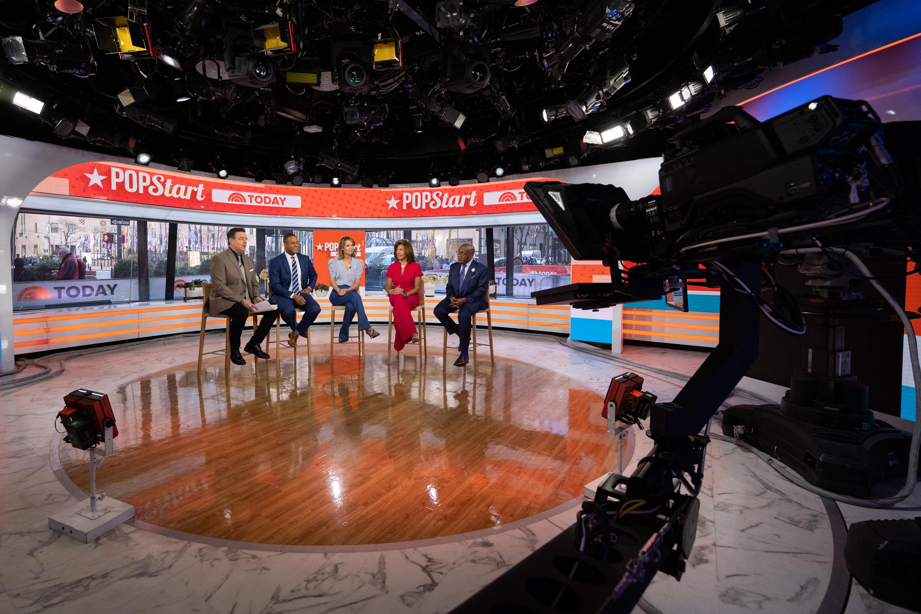 Carson Daly, Craig Melvin, Savannah Guthrie, Hoda Kotb and Al Roker during "Today" Season 72 on April 2, 2023, in New York City | Source: Getty Images