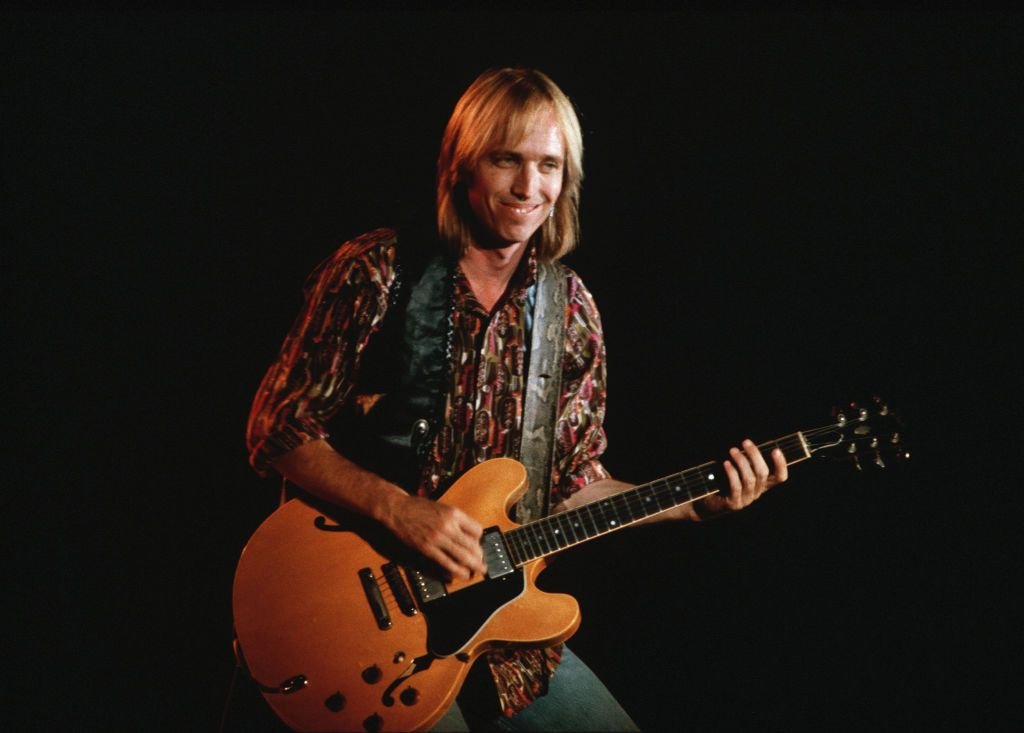 Tom Petty performing in Rome, Italy, circa 1995. | Source: Getty Images