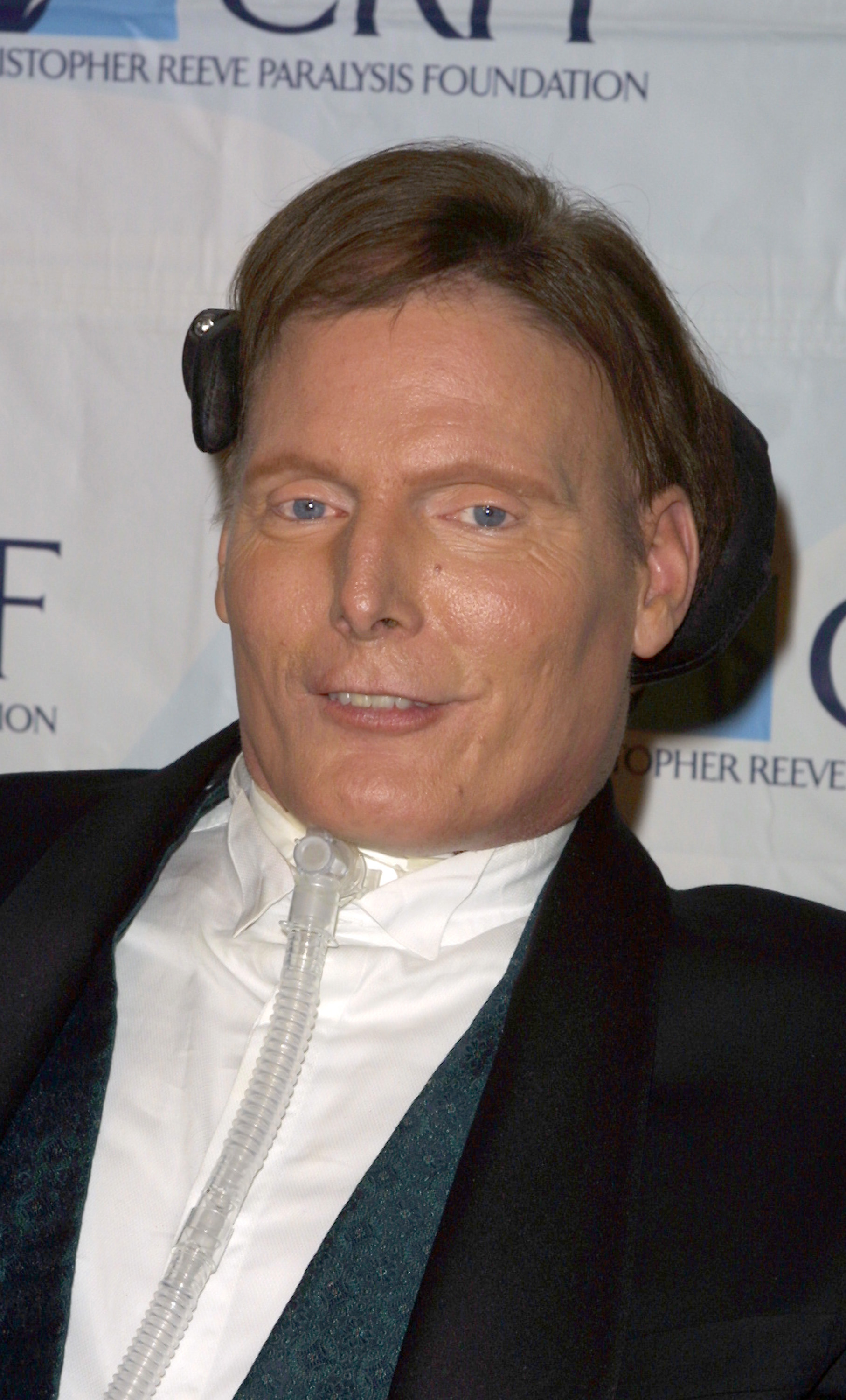 Christopher Reeve during 11th Annual A Magical Evening Gala on November 13, 2001, in New York City. | Source: Getty Images