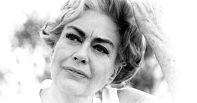 Joan Crawford durante la filmación del la película "Trog".| Fuente: Getty Images Joan Crawford durante la filmación del la película "Trog".| Fuente: Getty Images