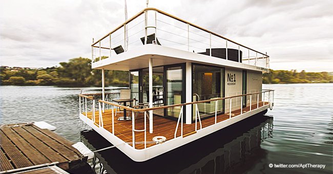 Kentucky Company Built Incredible Tiny Houseboat and It's the Best Thing We've Seen in a Long Time