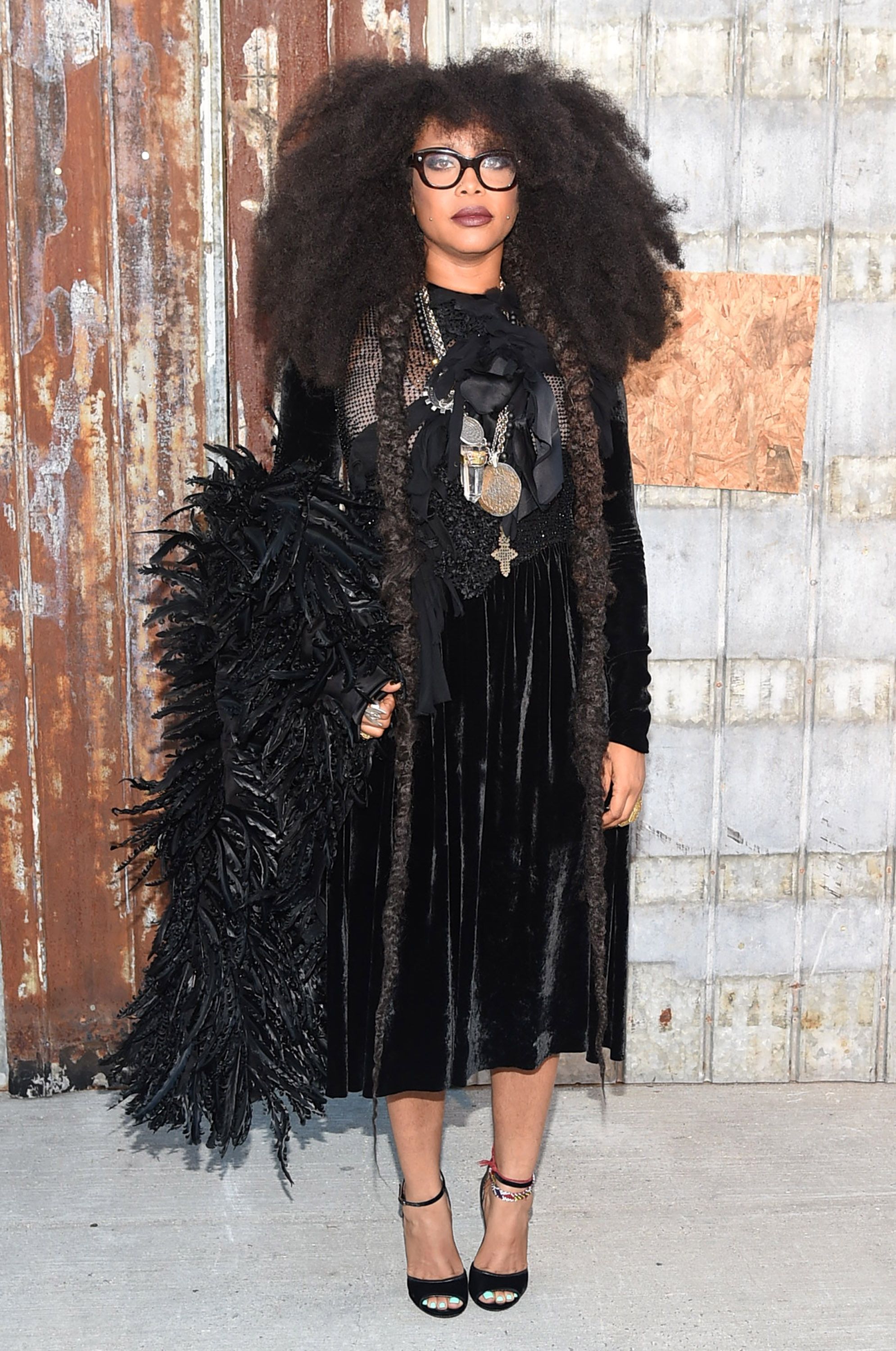 Erykah Badu at the Givenchy fashion show on September 11, 2015 in New York. | Photo: Getty Images