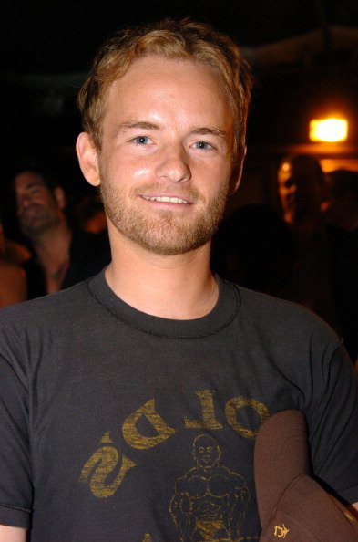 Chris Masterson au Guis à Los Angeles, Californie, États-Unis. | Photo : Getty Images