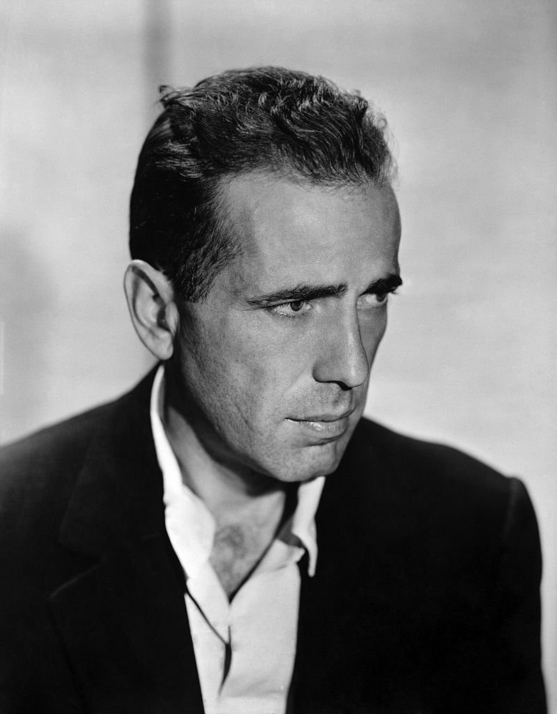 Ein Nahaufnahmeporträt von Humphrey Bogart. | Quelle: Getty Images