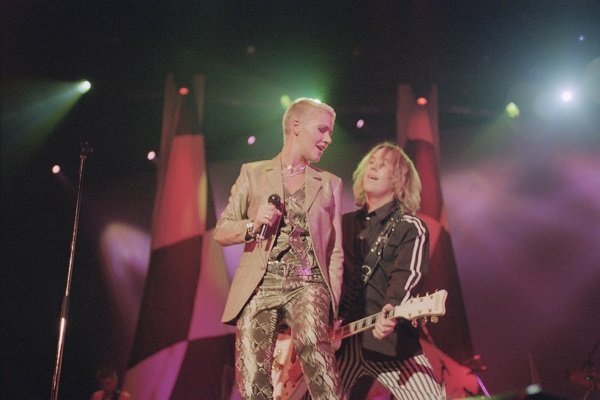 Marie Fredriksson and Per Gessle of Roxette at Wembley Arena in London on 8th November 1994 | Photo: Getty Images