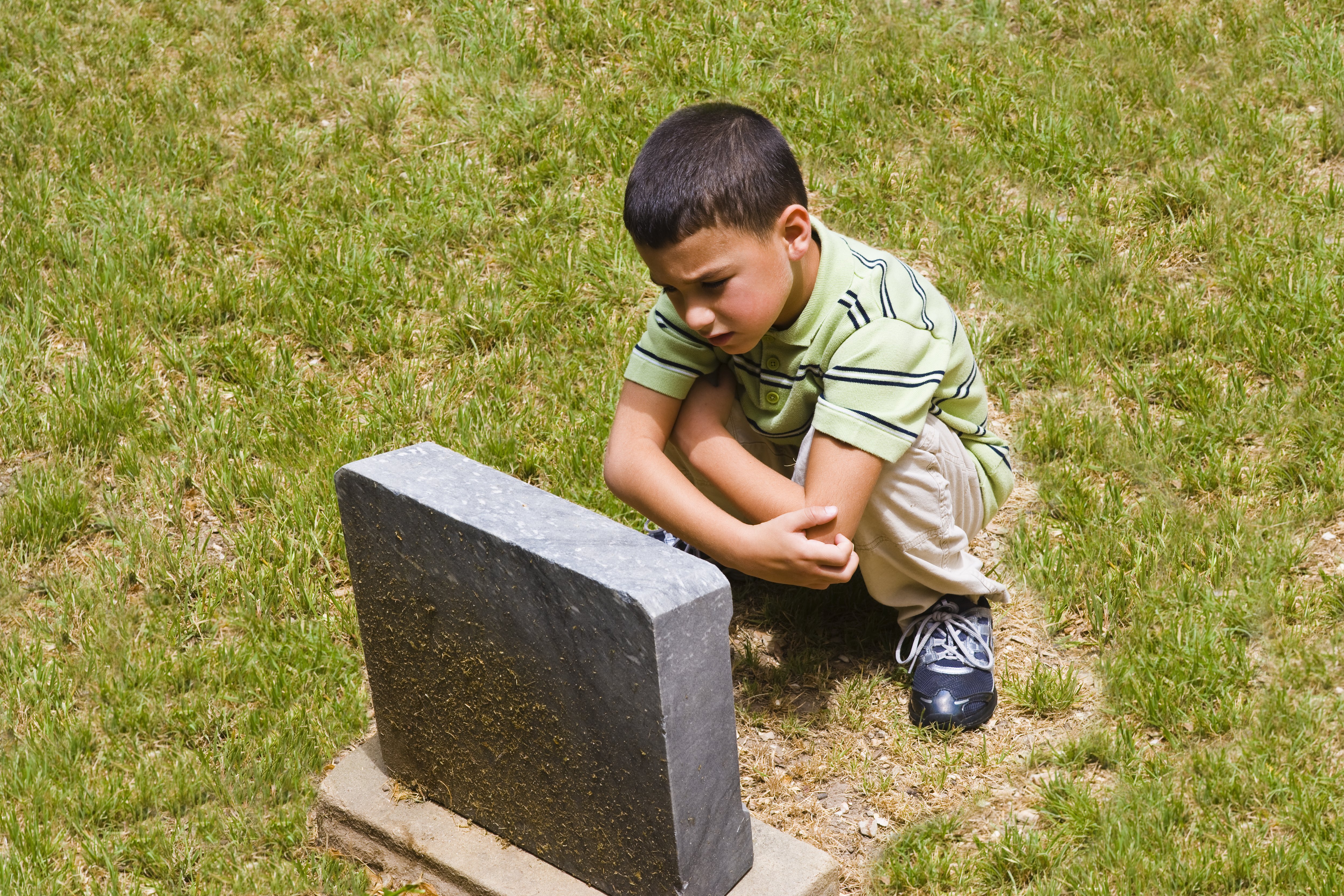 The little boy paid a visit to Martha's grave. | Source: Getty Images