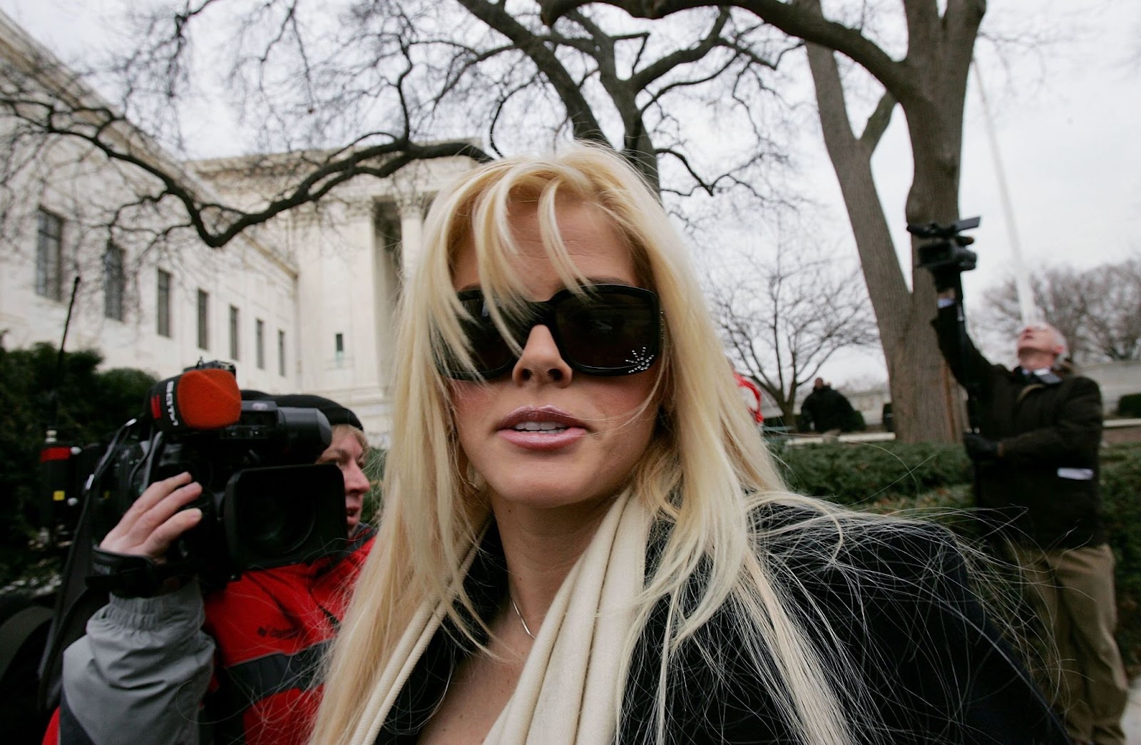 Anna Nicole Smith at the U.S. Supreme Court on February 28, 2006, in Washington, DC. | Source: Getty Images