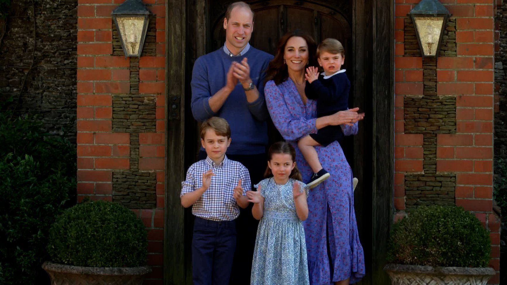 Prince William, Catherine Duchess of Cambridge, Prince George, Princess Charlotte and Prince Louis at London on April 23, 2020 in London, England. | Source: Getty Images