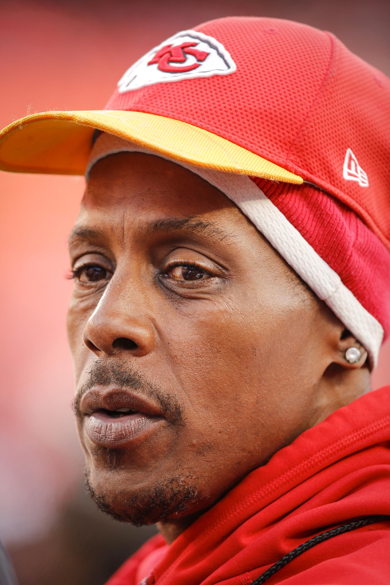 Patrick Mahomes Sr. watches pregame warmups prior to the game between the Kansas City Chiefs and the Oakland Raiders at Arrowhead Stadium on December 30, 2018, in Kansas City, Missouri | Source: Getty Images