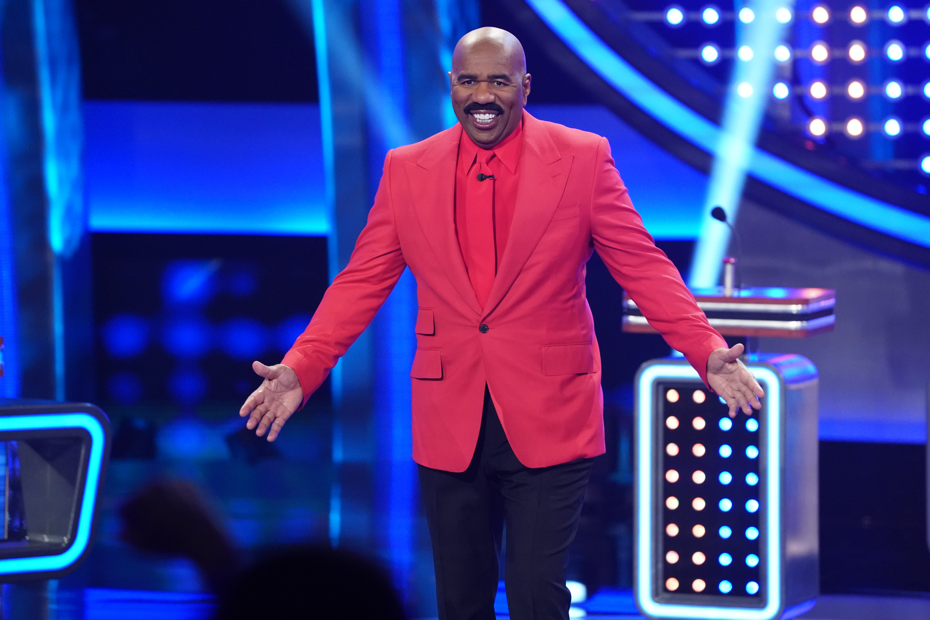 Steve Harvey on “Celebrity Family Feud” on March 26, 2021 | Source: Getty Images