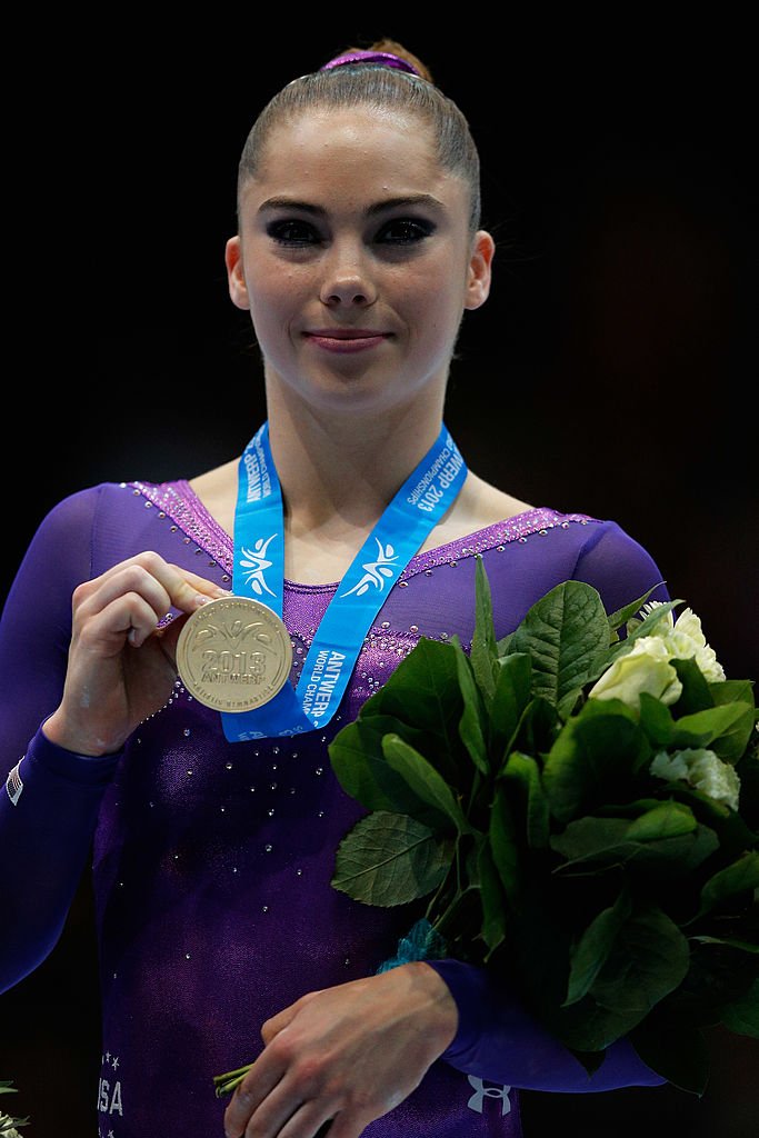 McKayla Maroney of USA poses after winning the Gold medal in the Vault Final in Belgium 2013 | Photo: Getty Images