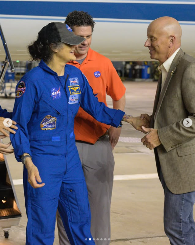 Sunita "Suni" Williams meeting NASA personnel after SpaceX Crew-9 members return to Earth on March 18, 2025 | Source: Instagram/nasajohnson