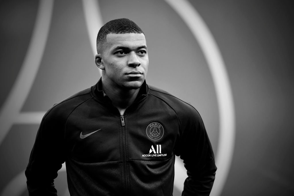 Kylian Mbappe du Paris Saint-Germain avant le match de Ligue 1 entre le Paris Saint-Germain et le FCO de Dijon au Parc des Princes le 29 février 2020 à Paris, France. | Photo : Getty Images