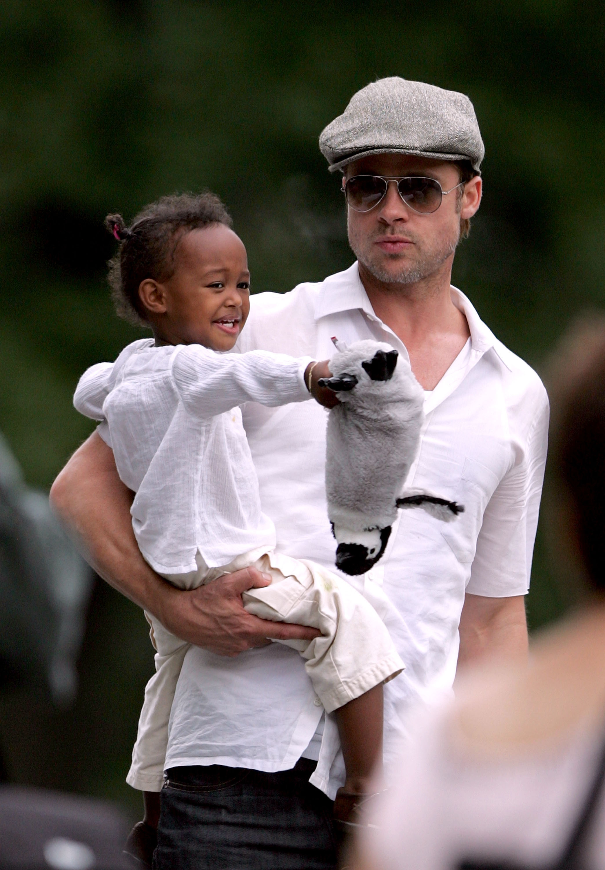 Brad Pitt and Zahara Marley Jolie visit Central Park in New York City, on August 28, 2007 | Source: Getty Images