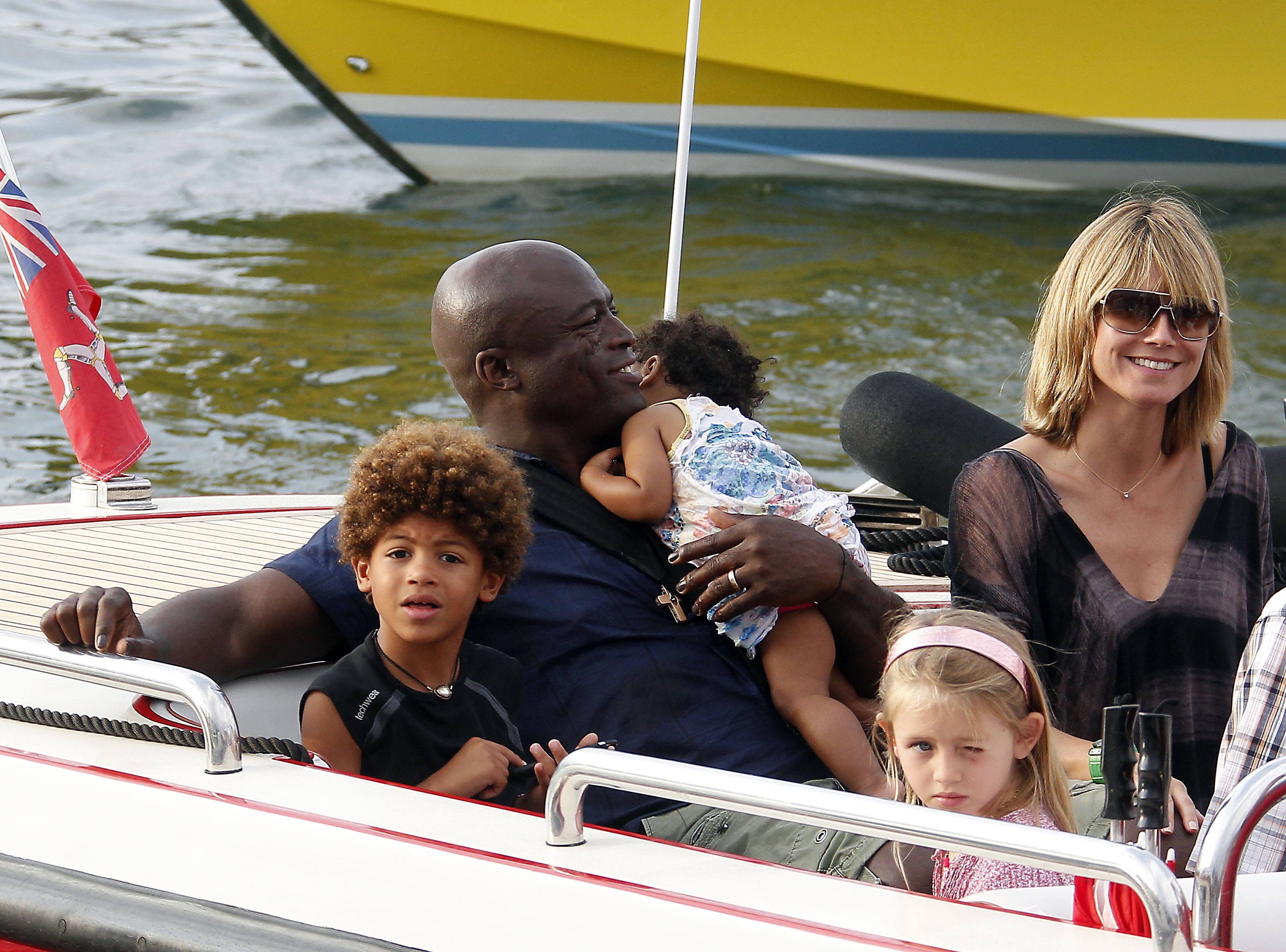 Heidi Klum and Seal in France with their children in 2010 | Source: Getty images